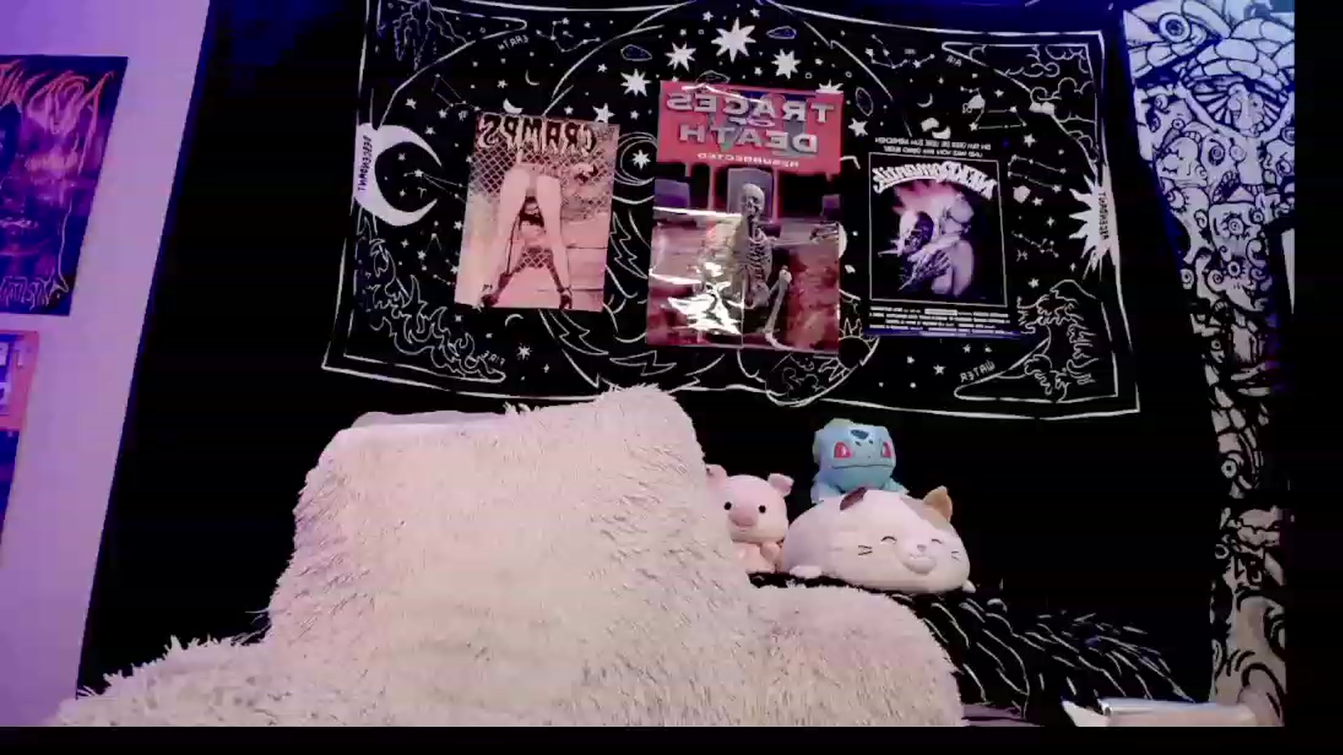 Gallery image thumbnail from BloodAngel_'s myfreecams stream on, 03/27/2023, 03:56 image 2 of 20