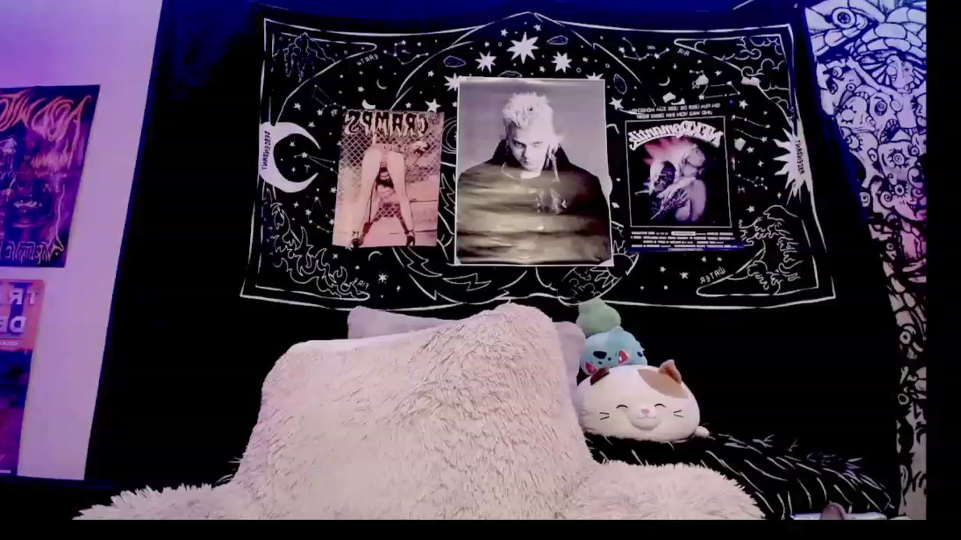 Gallery image thumbnail from BloodAngel_'s myfreecams stream on, 04/07/2023, 17:06 image 19 of 20