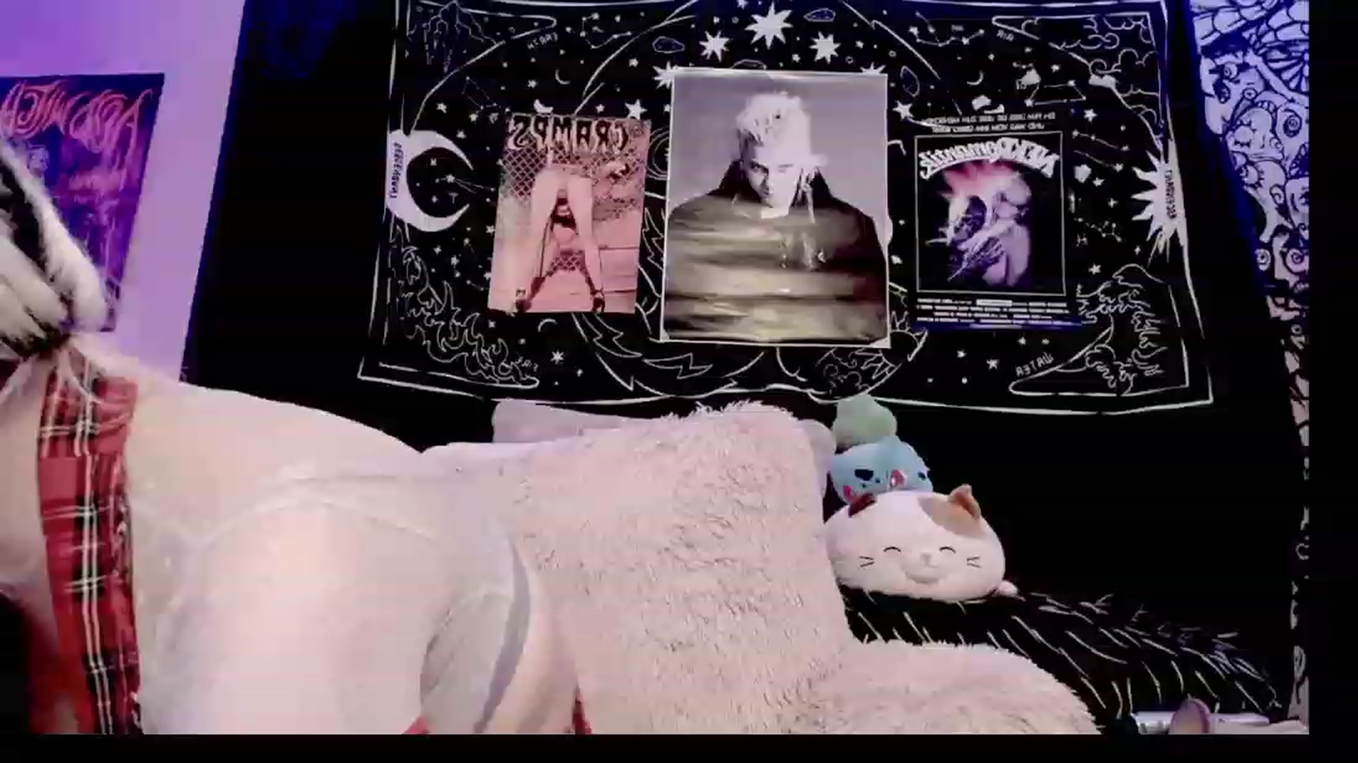 Gallery image thumbnail from BloodAngel_'s myfreecams stream on, 04/07/2023, 17:06 image 3 of 20