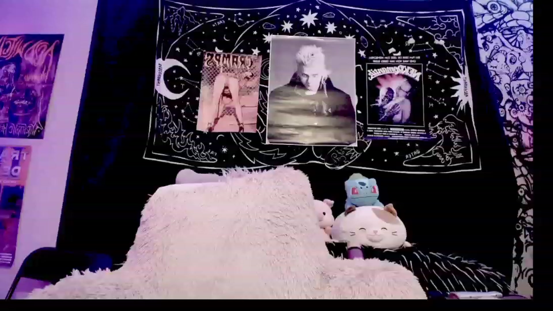 Gallery image thumbnail from BloodAngel_'s myfreecams stream on, 04/17/2023, 10:26 image 4 of 20