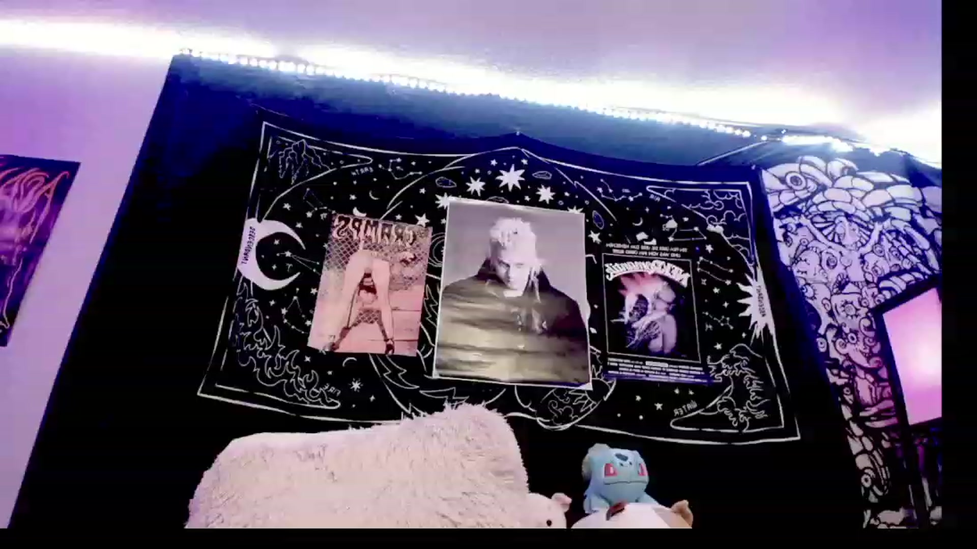 Gallery image thumbnail from BloodAngel_'s myfreecams stream on, 04/22/2023, 23:33 image 4 of 20