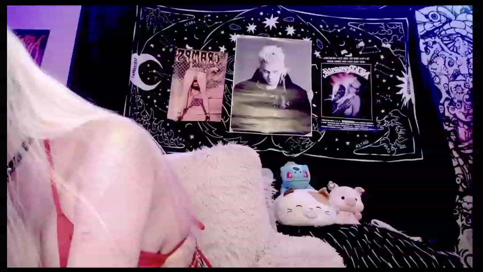 Gallery image thumbnail from BloodAngel_'s myfreecams stream on, 05/05/2023, 06:50 image 7 of 20