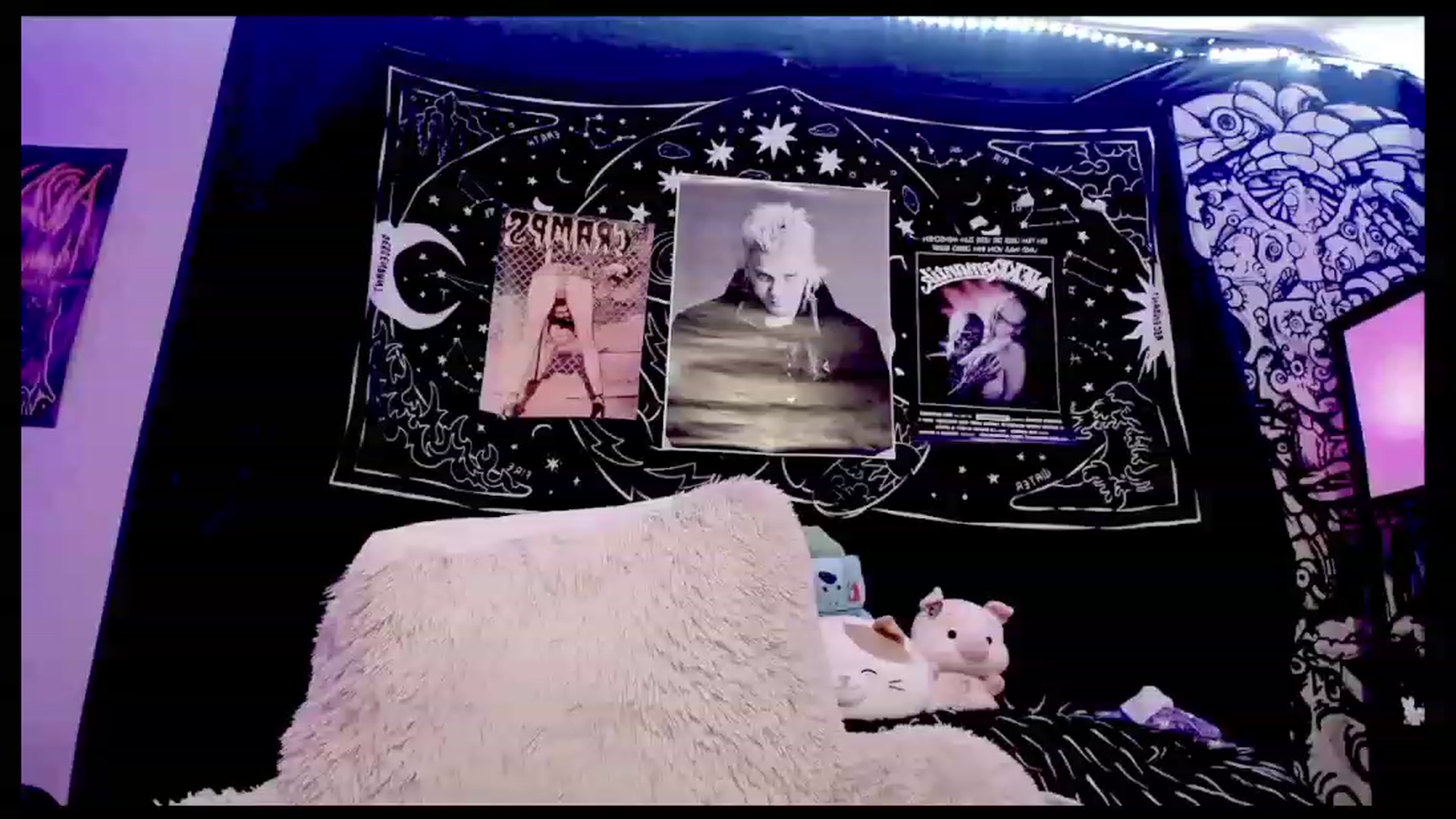 Gallery image thumbnail from BloodAngel_'s myfreecams stream on, 05/25/2023, 10:50 image 2 of 20
