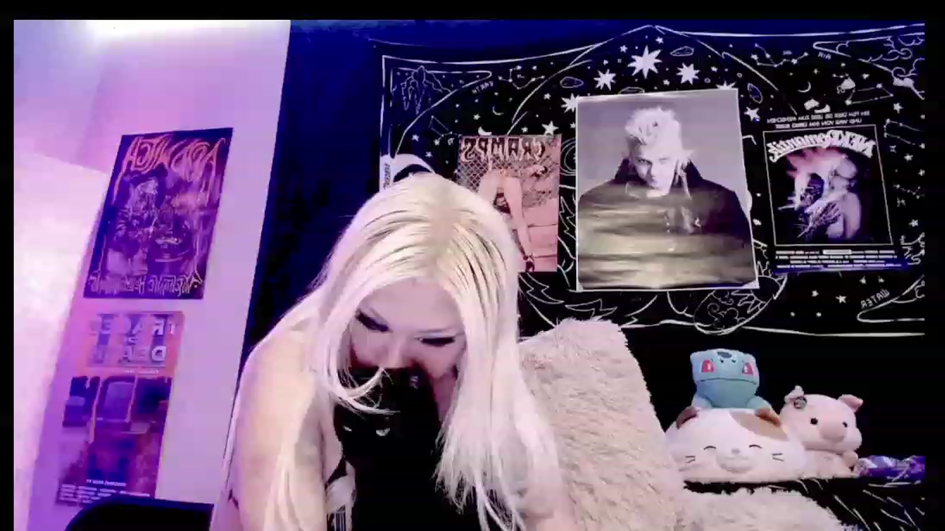 Gallery image thumbnail from BloodAngel_'s myfreecams stream on, 05/26/2023, 06:20 image 9 of 20