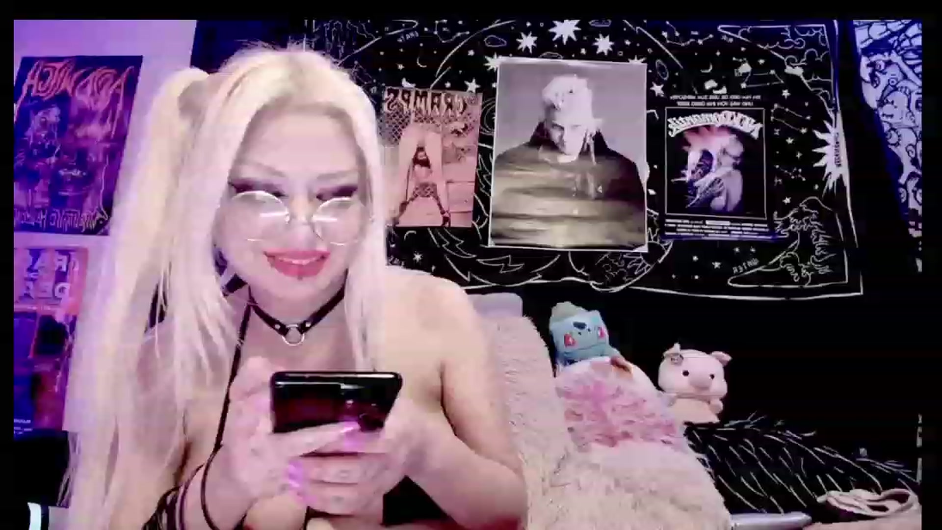 Gallery image thumbnail from BloodAngel_'s myfreecams stream on, 06/04/2023, 21:26 image 11 of 20