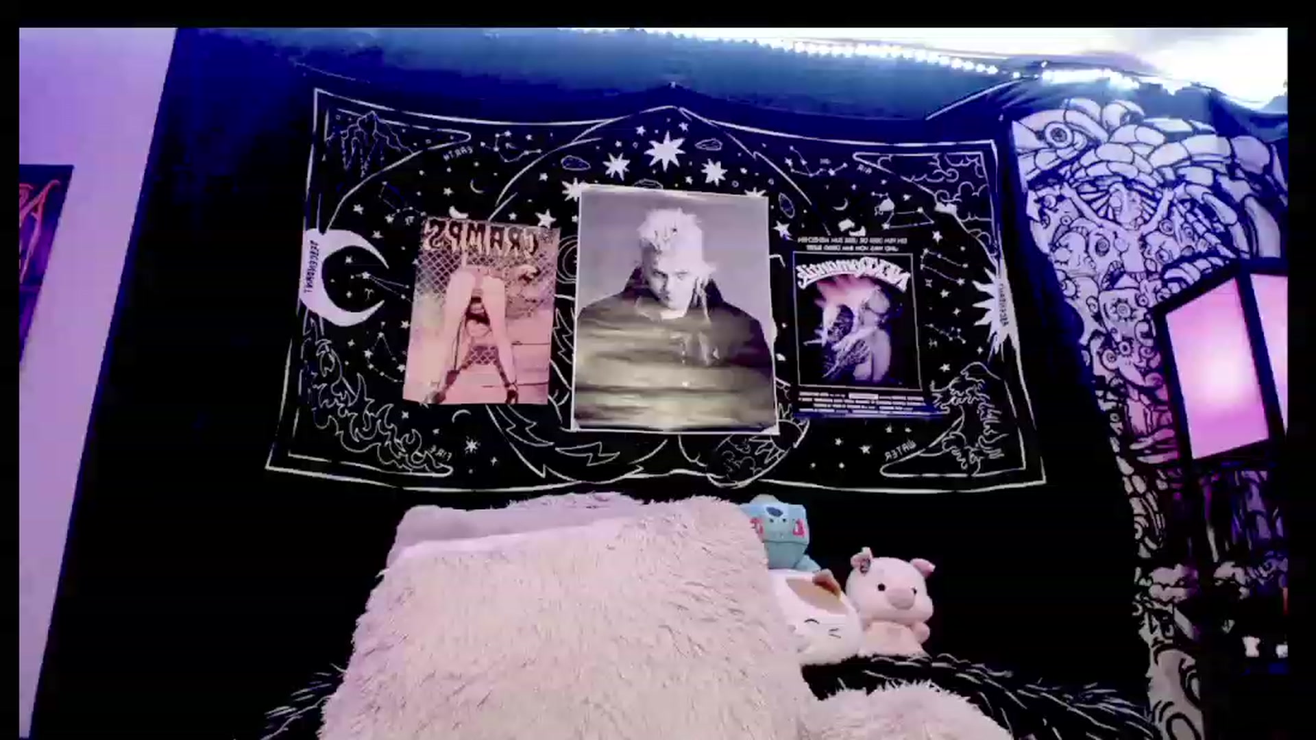 Gallery image thumbnail from BloodAngel_'s myfreecams stream on, 06/09/2023, 18:36 image 19 of 20