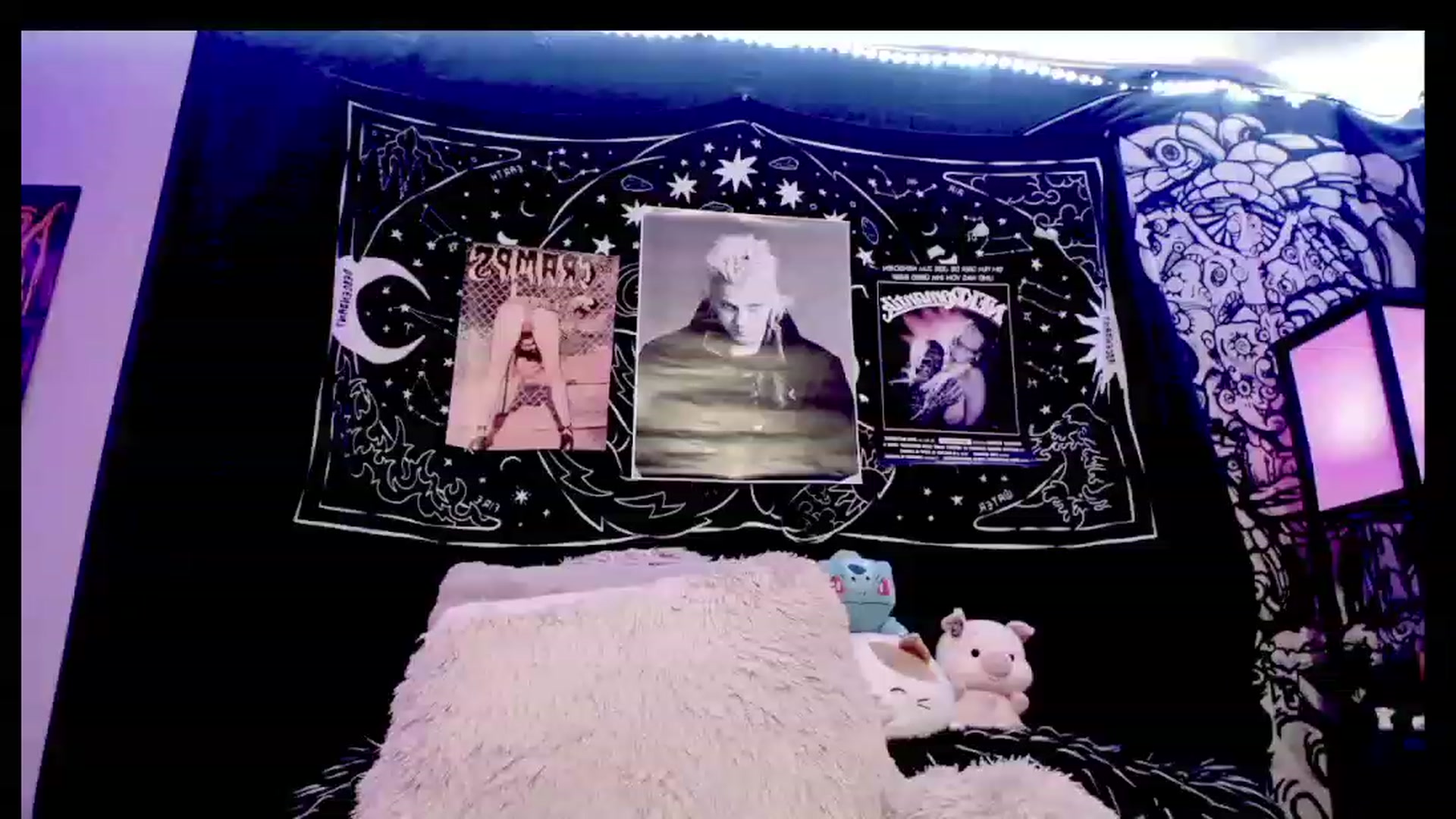 Gallery image thumbnail from BloodAngel_'s myfreecams stream on, 06/09/2023, 18:36 image 20 of 20