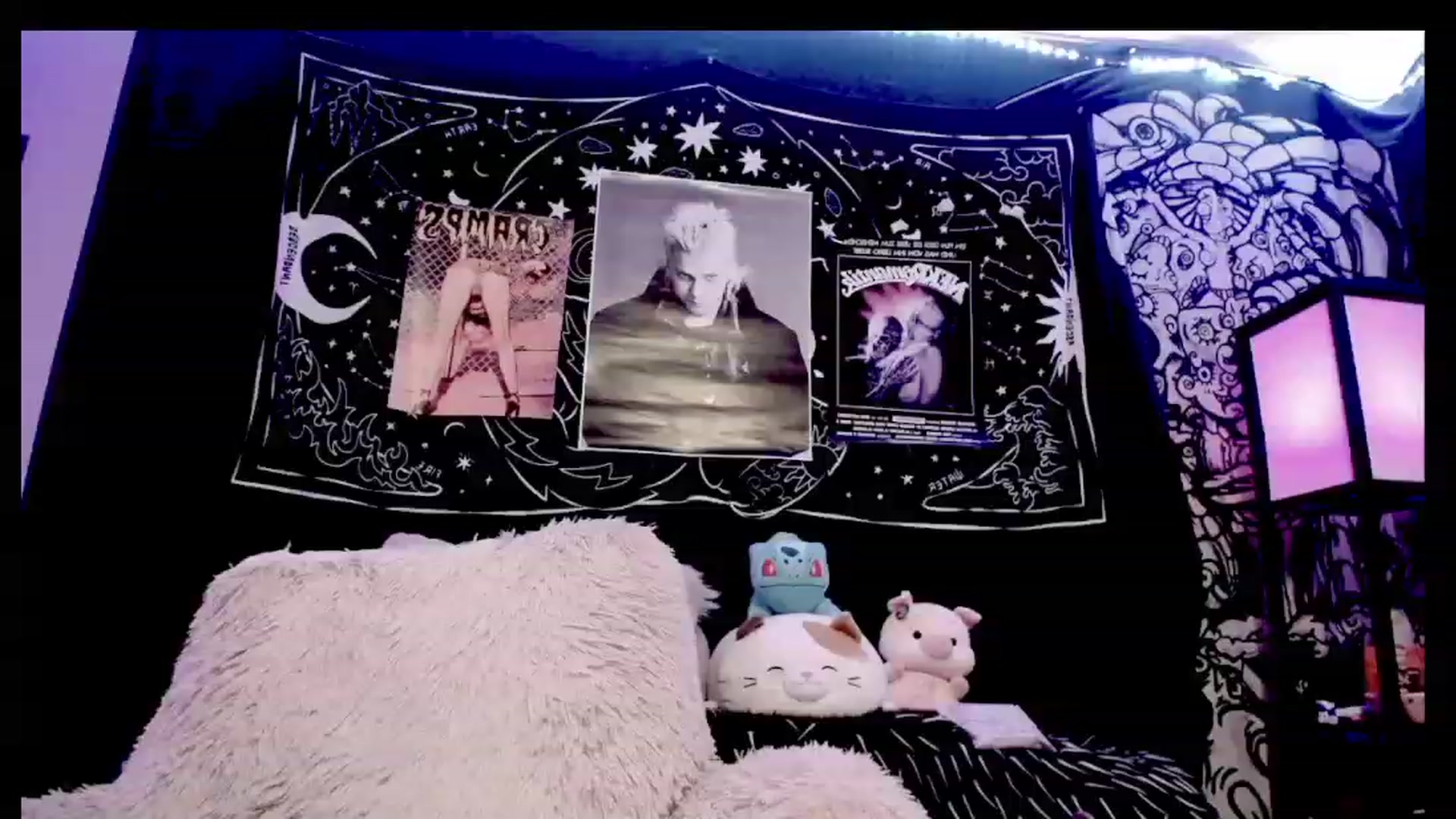 Gallery image thumbnail from BloodAngel_'s myfreecams stream on, 06/10/2023, 04:37 image 1 of 20