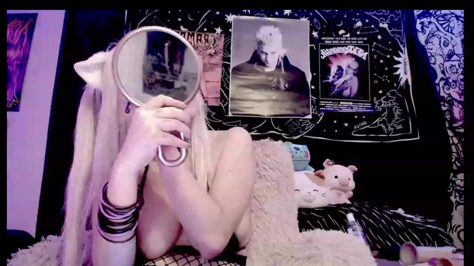 Gallery image thumbnail from BloodAngel_'s myfreecams stream on, 06/19/2023, 22:55 image 17 of 20
