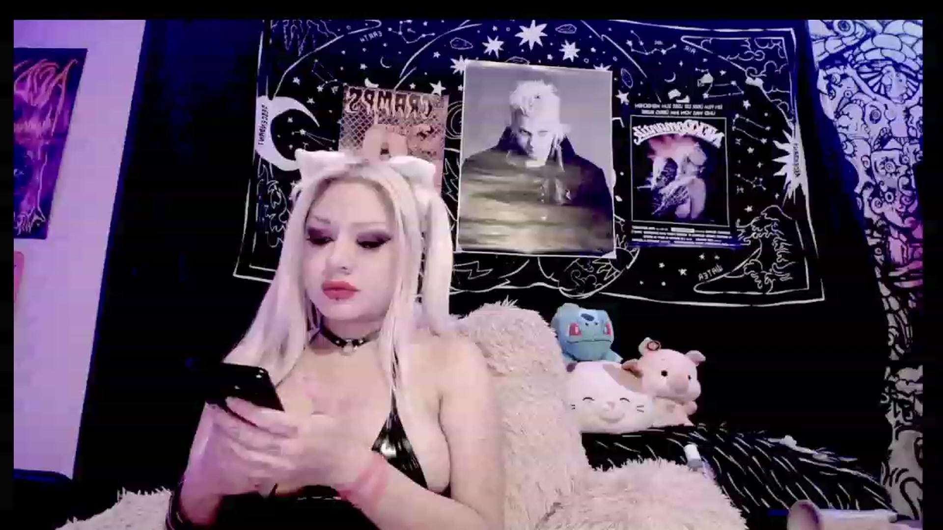 Gallery image thumbnail from BloodAngel_'s myfreecams stream on, 06/20/2023, 24:03 image 14 of 20