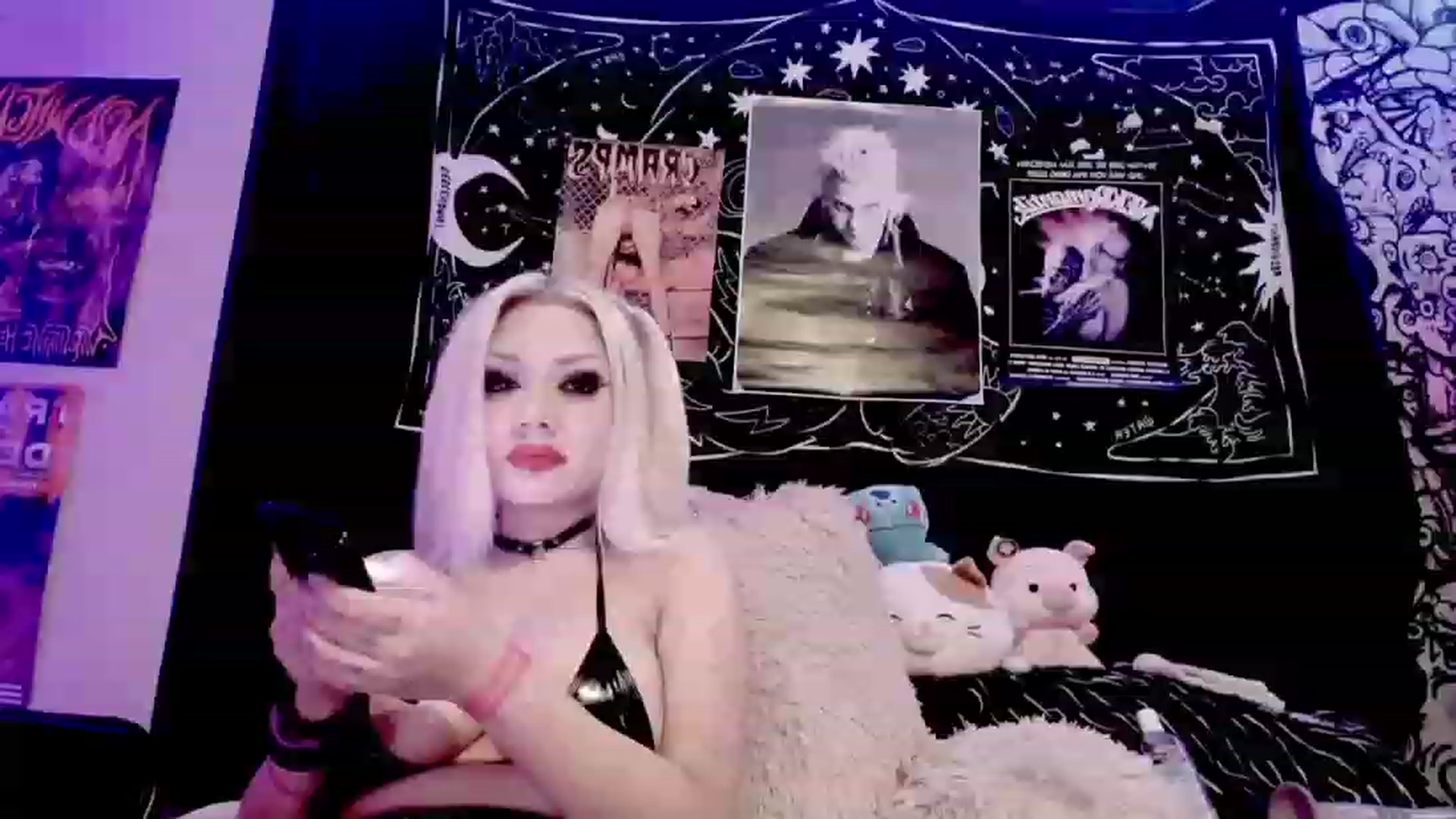 Gallery image thumbnail from BloodAngel_'s myfreecams stream on, 06/20/2023, 21:57 image 14 of 20