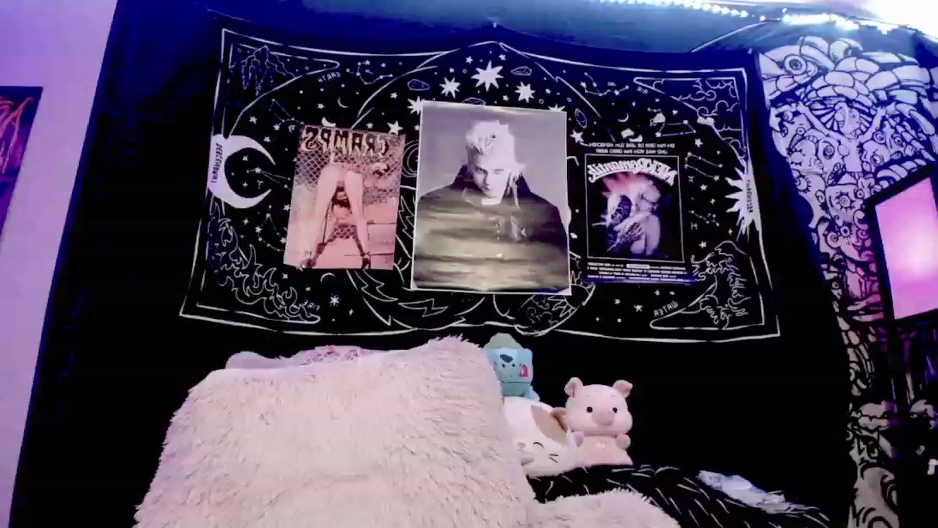Gallery image thumbnail from BloodAngel_'s myfreecams stream on, 07/04/2023, 22:35 image 6 of 20