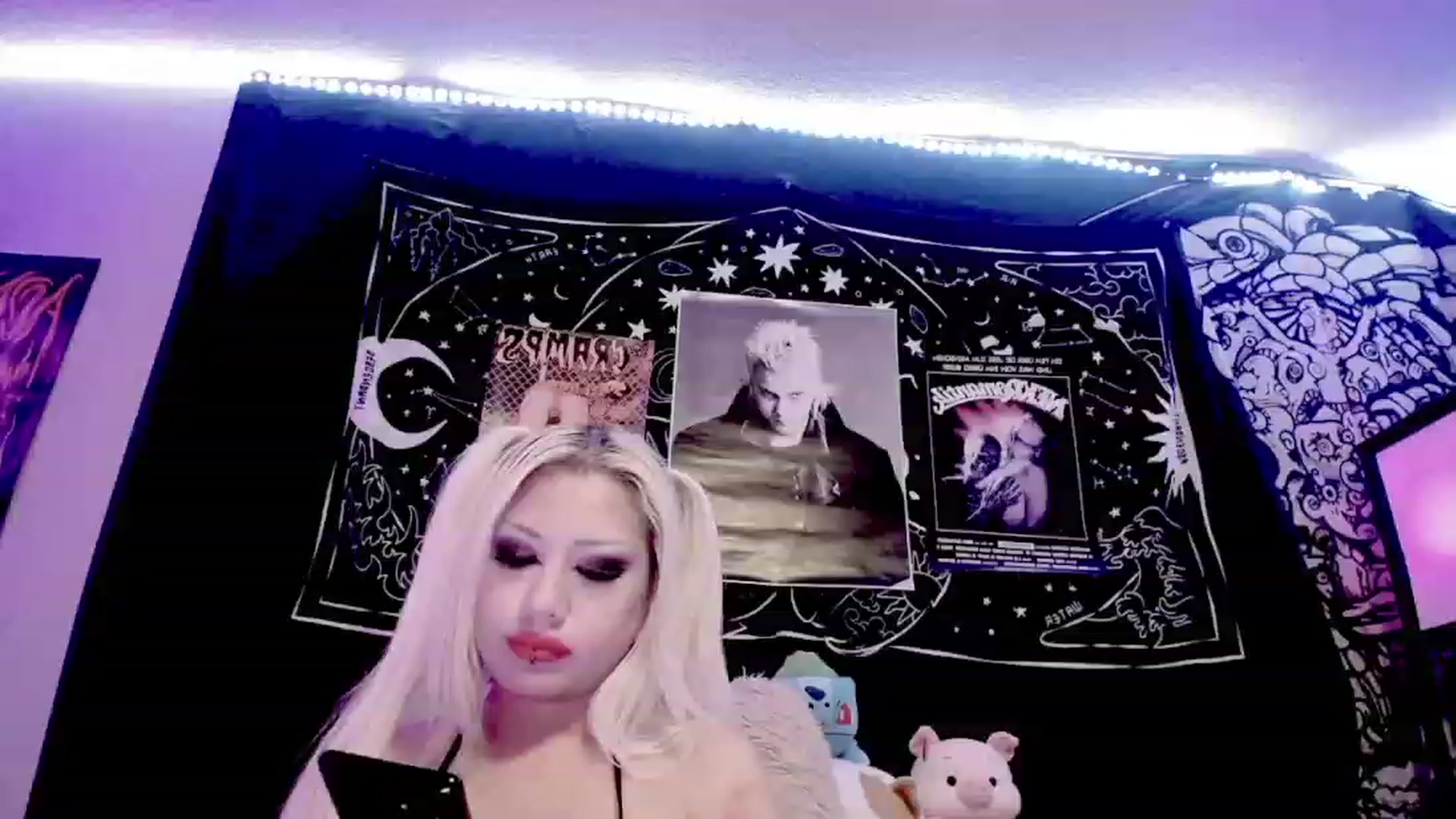 Gallery image thumbnail from BloodAngel_'s myfreecams stream on, 07/05/2023, 24:07 image 14 of 20