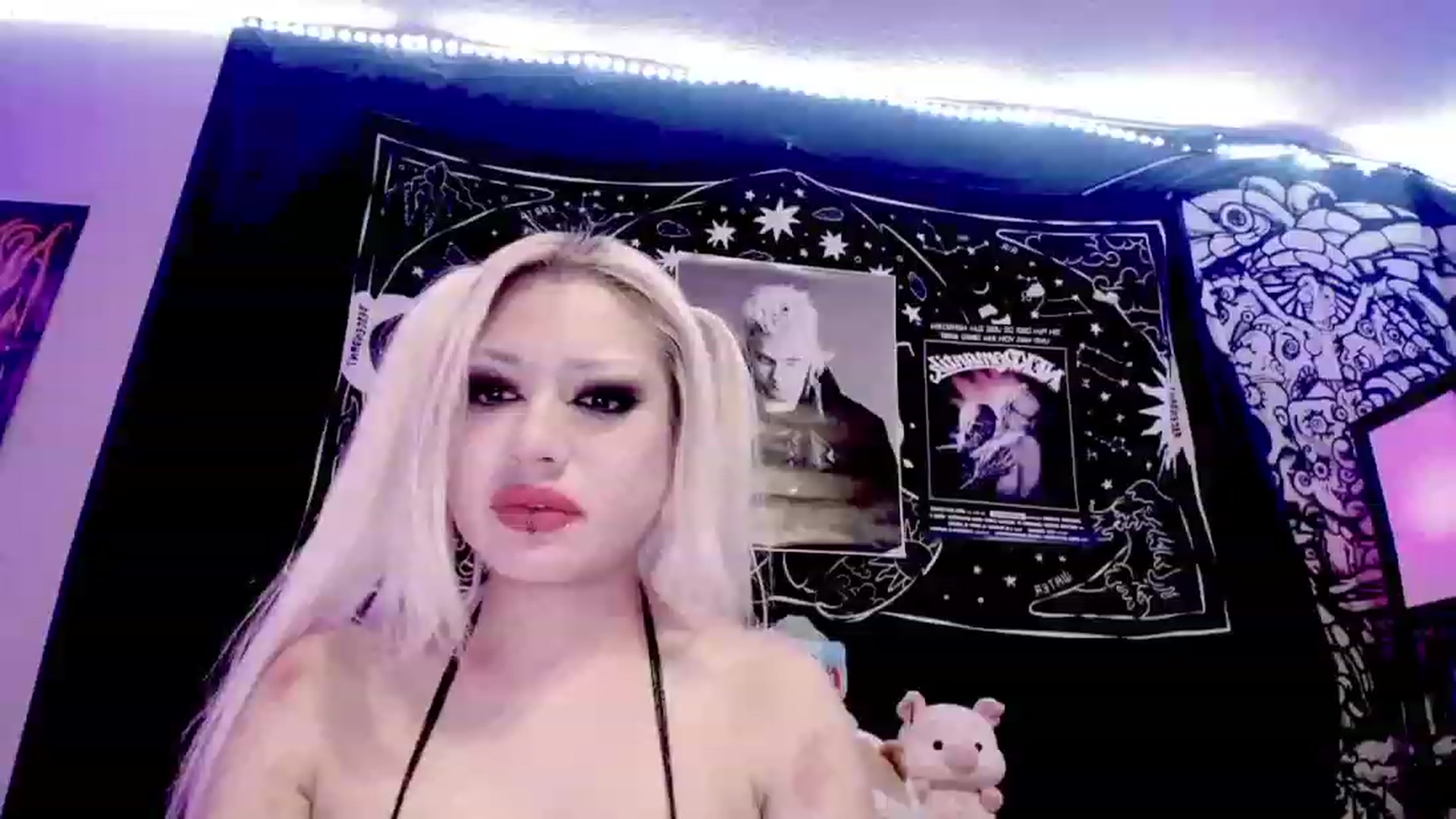 Gallery image thumbnail from BloodAngel_'s myfreecams stream on, 07/05/2023, 24:07 image 18 of 20