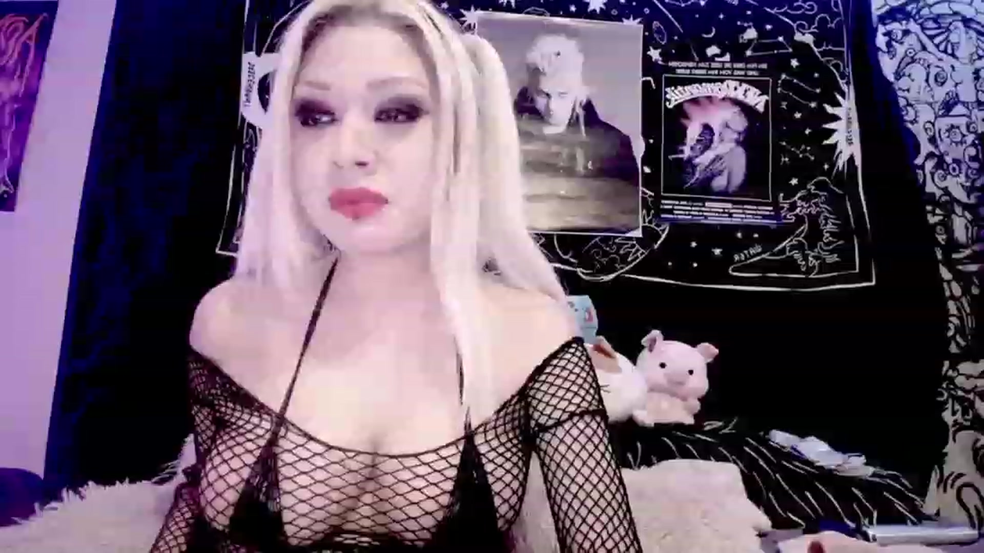 Gallery image thumbnail from BloodAngel_'s myfreecams stream on, 07/06/2023, 22:23 image 14 of 20