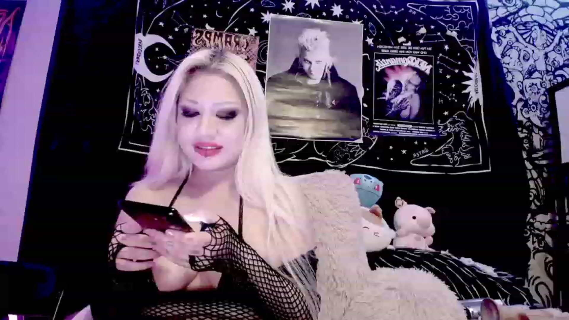 Gallery image thumbnail from BloodAngel_'s myfreecams stream on, 07/10/2023, 06:00 image 19 of 20