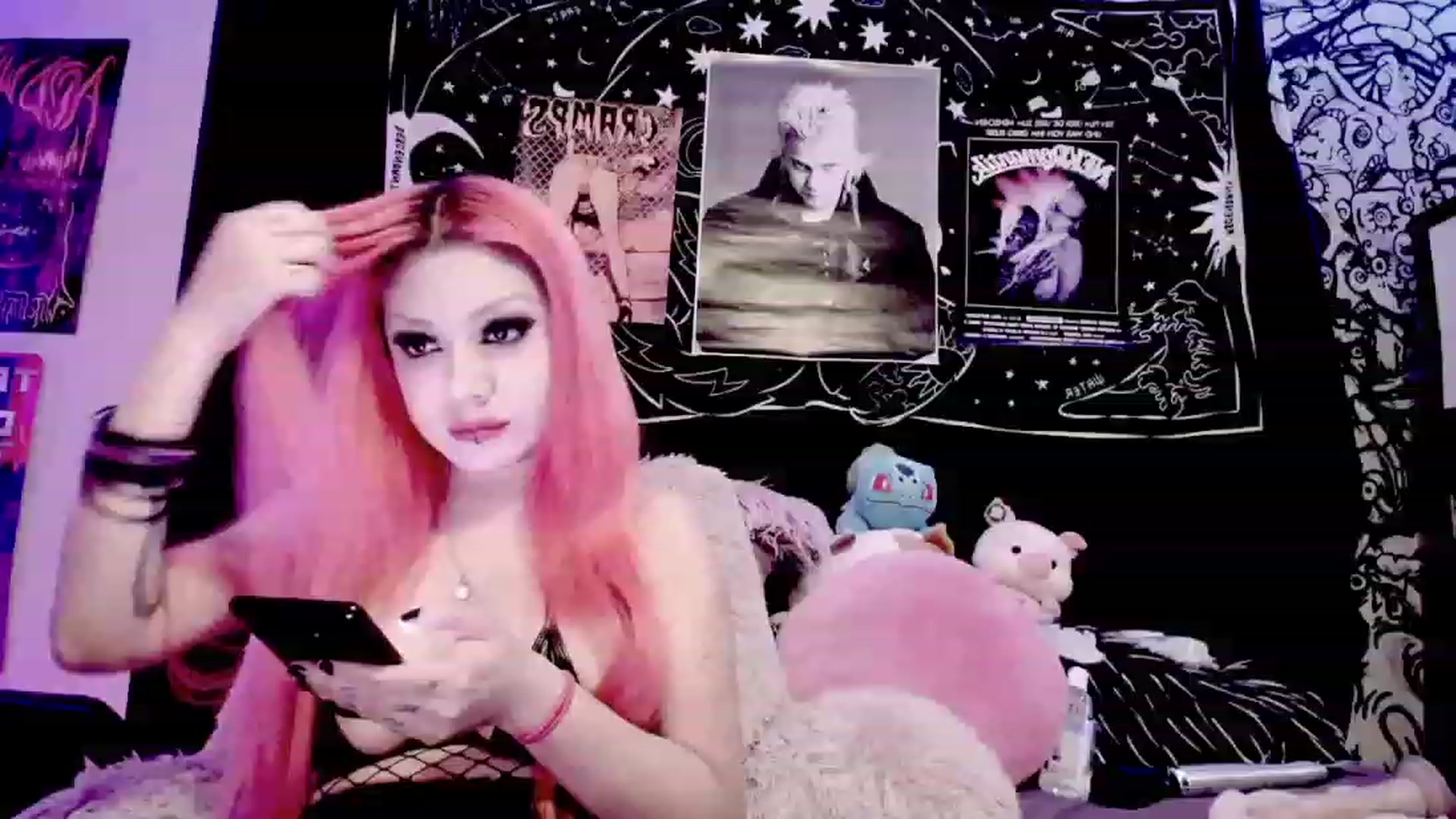 Gallery image thumbnail from BloodAngel_'s myfreecams stream on, 07/17/2023, 21:56 image 5 of 20