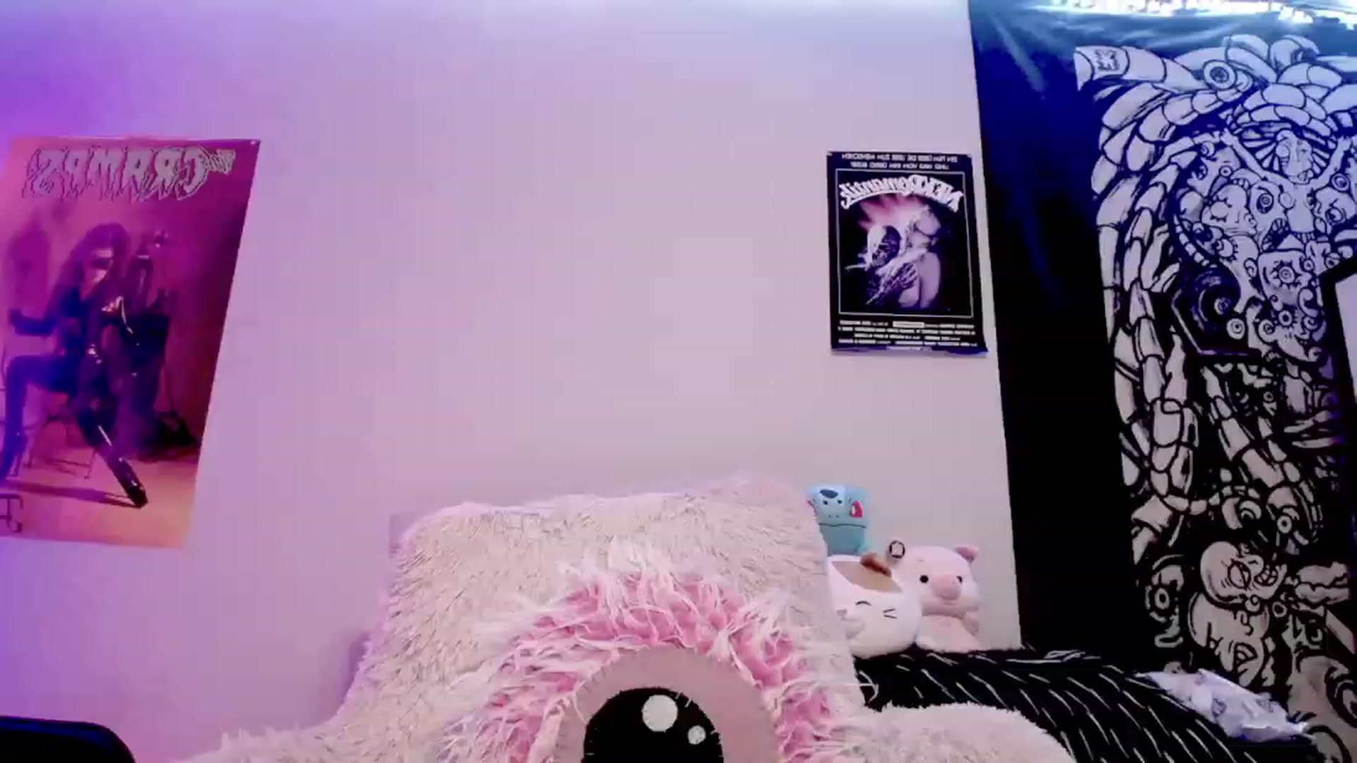 Gallery image thumbnail from BloodAngel_'s myfreecams stream on, 07/25/2023, 22:02 image 9 of 20