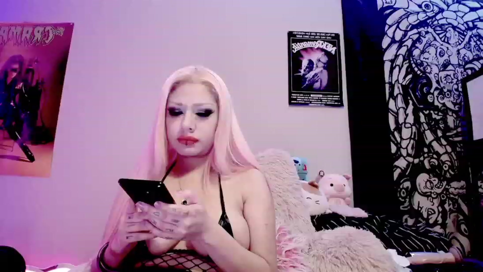 Gallery image thumbnail from BloodAngel_'s myfreecams stream on, 07/29/2023, 17:50 image 20 of 20