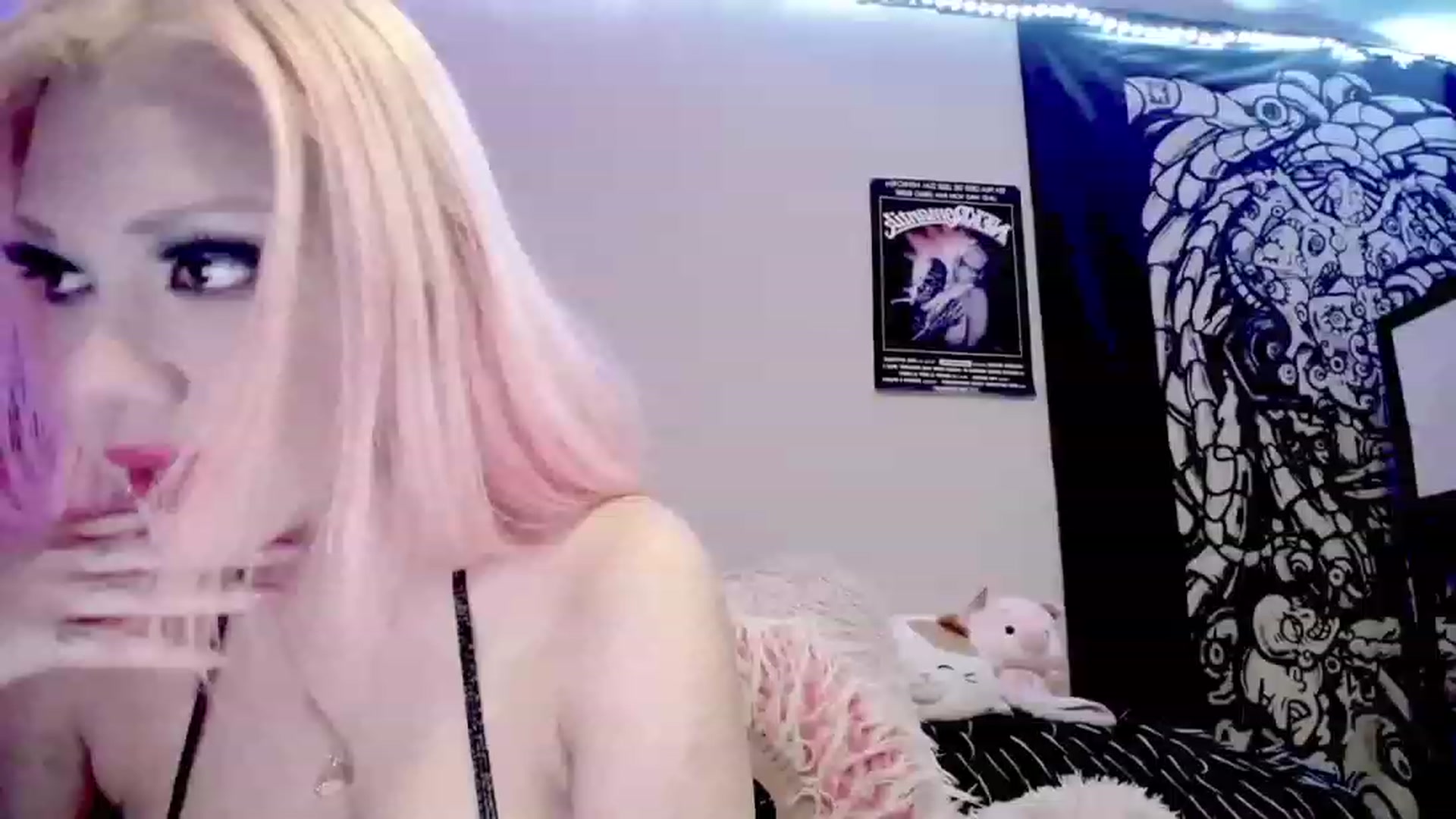 Gallery image thumbnail from BloodAngel_'s myfreecams stream on, 07/29/2023, 22:25 image 10 of 20