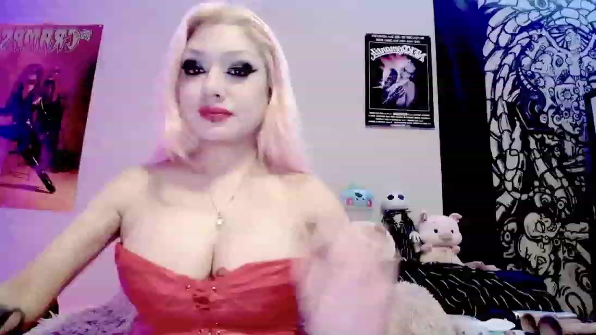 Gallery image thumbnail from BloodAngel_'s myfreecams stream on, 07/31/2023, 14:04 image 14 of 20