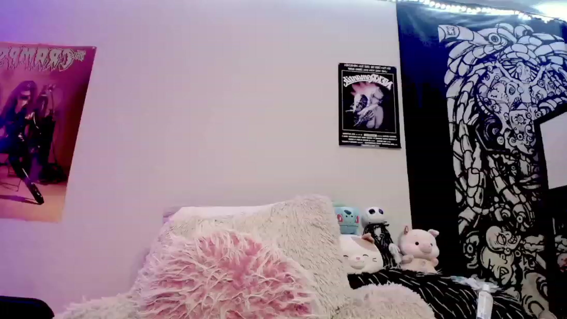 Gallery image thumbnail from BloodAngel_'s myfreecams stream on, 08/23/2023, 05:32 image 8 of 20