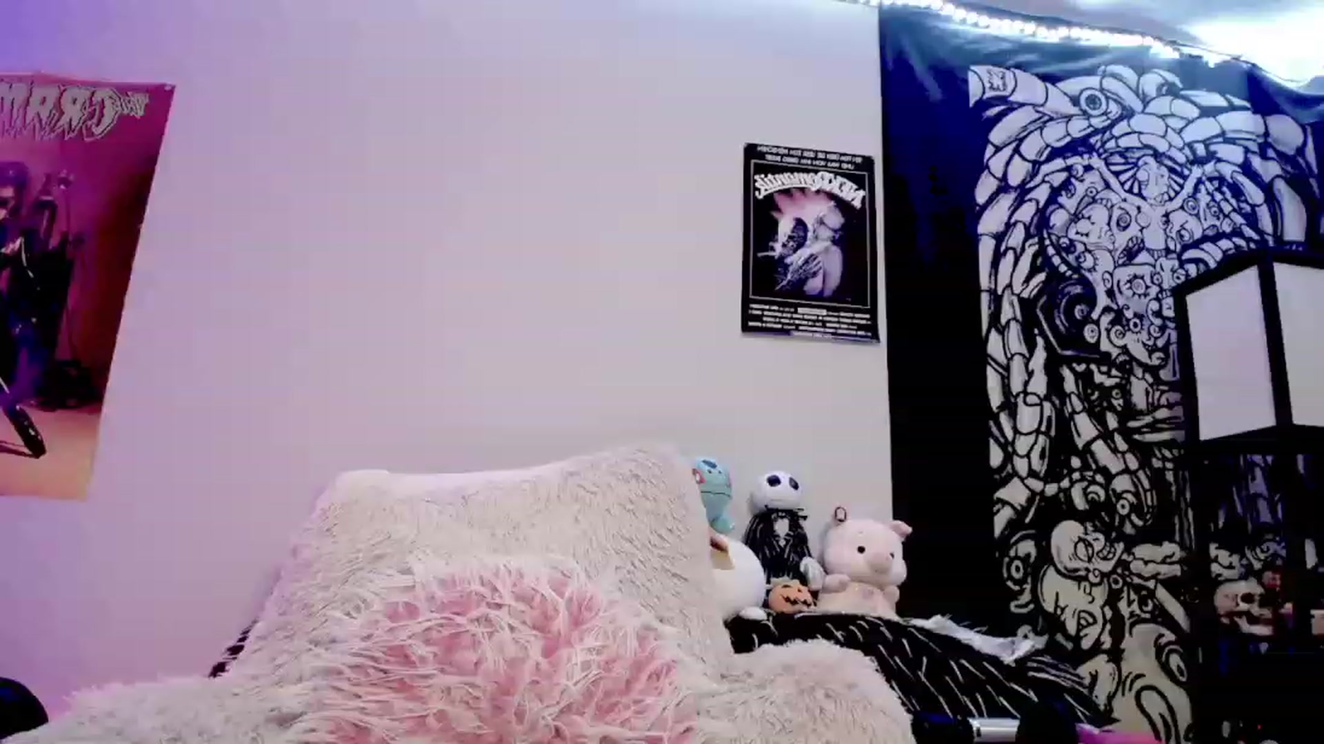 Gallery image thumbnail from BloodAngel_'s myfreecams stream on, 09/01/2023, 17:48 image 7 of 20