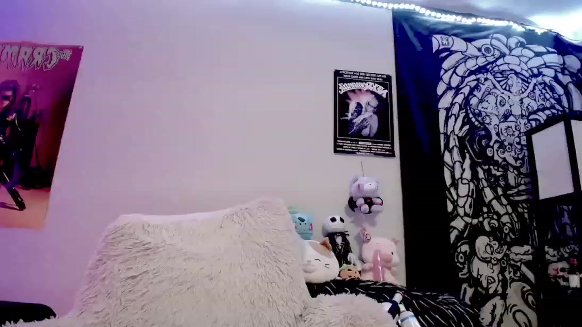 Gallery image thumbnail from BloodAngel_'s myfreecams stream on, 09/16/2023, 21:18 image 12 of 20