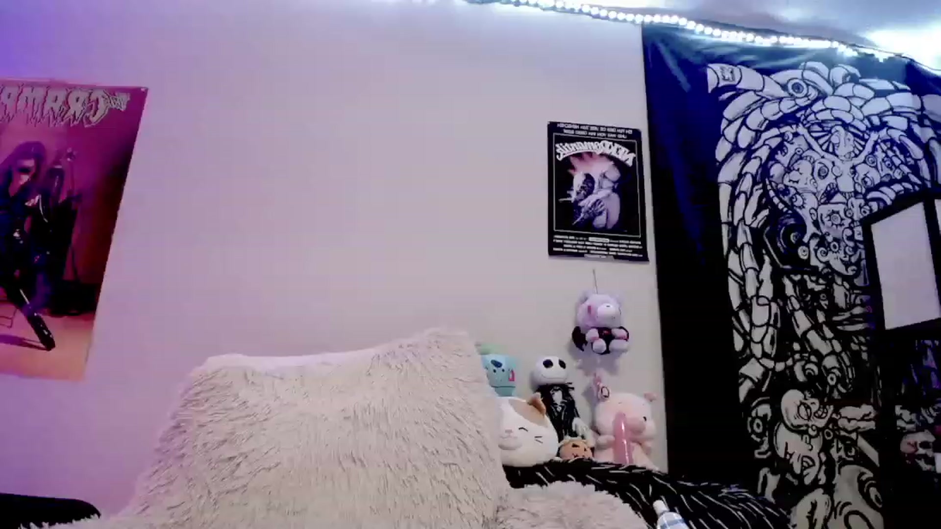 Gallery image thumbnail from BloodAngel_'s myfreecams stream on, 09/16/2023, 21:18 image 19 of 20