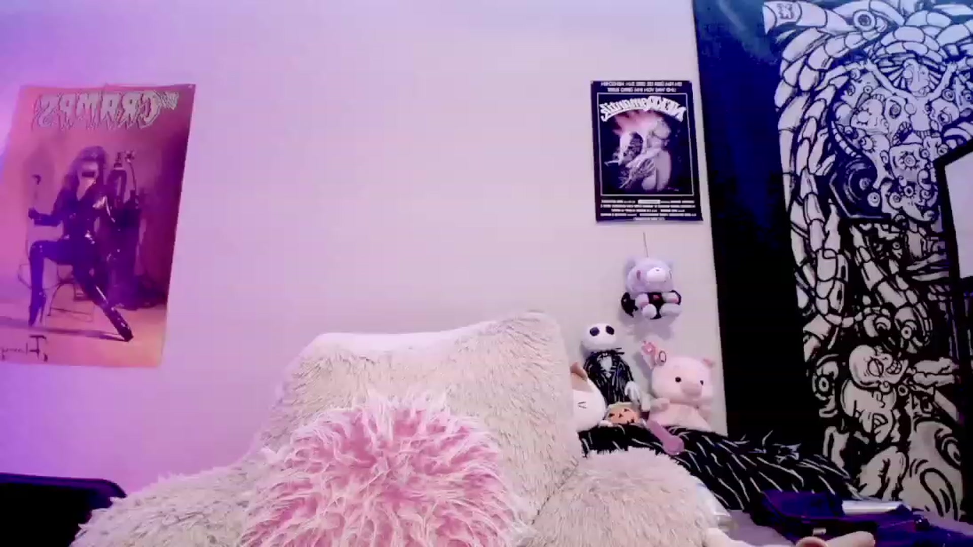 Gallery image thumbnail from BloodAngel_'s myfreecams stream on, 09/17/2023, 17:42 image 1 of 20