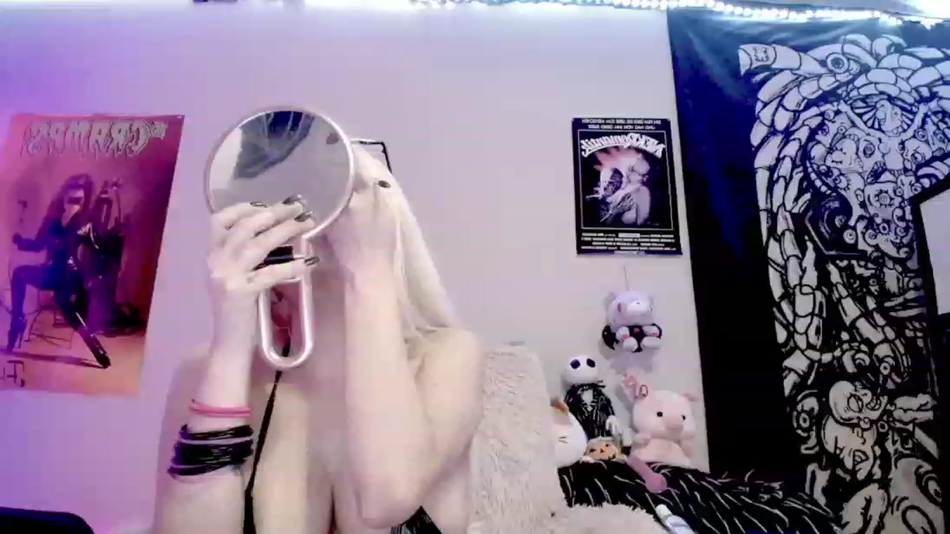 Gallery image thumbnail from BloodAngel_'s myfreecams stream on, 09/17/2023, 17:42 image 13 of 20