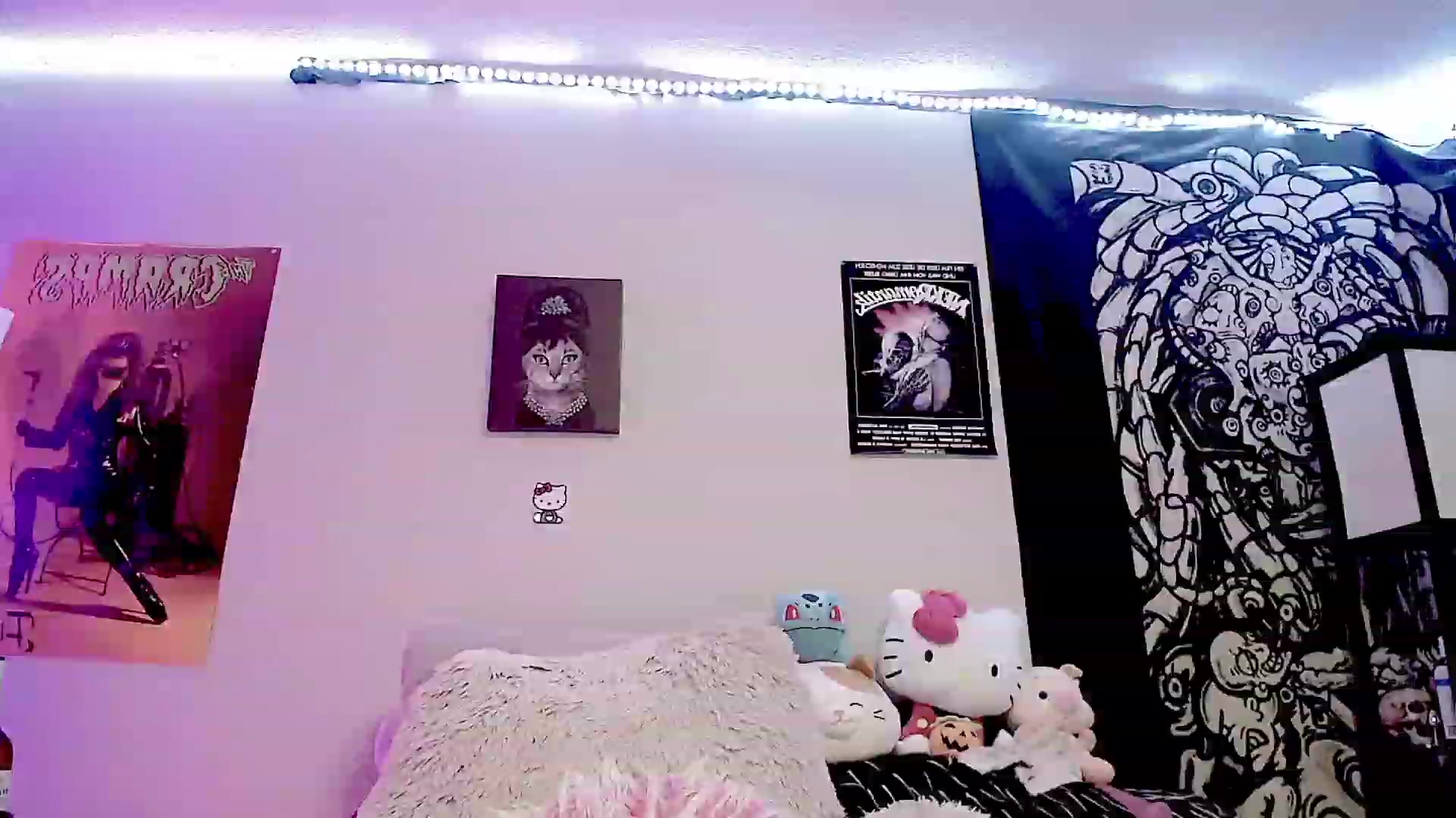 Gallery image thumbnail from BloodAngel_'s myfreecams stream on, 10/07/2023, 20:57 image 20 of 20
