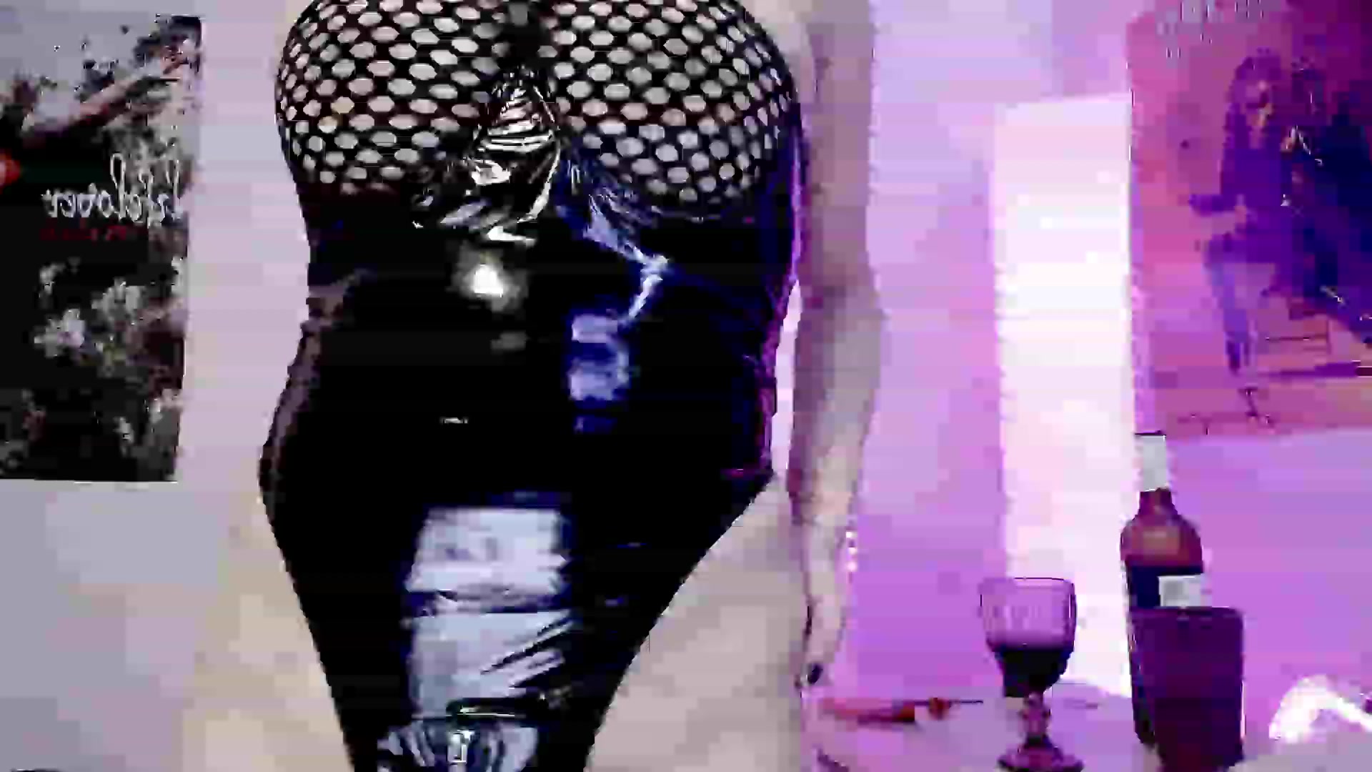 Gallery image thumbnail from BloodAngel_'s myfreecams stream on, 10/08/2023, 05:34 image 12 of 20