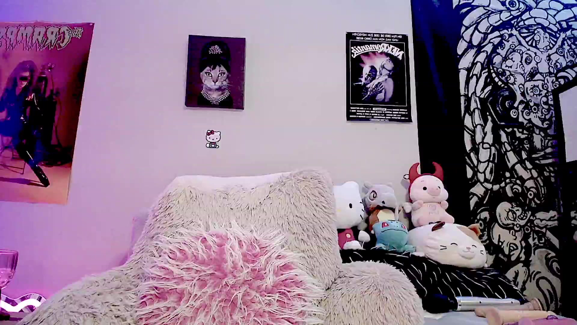 Gallery image thumbnail from BloodAngel_'s myfreecams stream on, 10/11/2023, 20:32 image 10 of 20