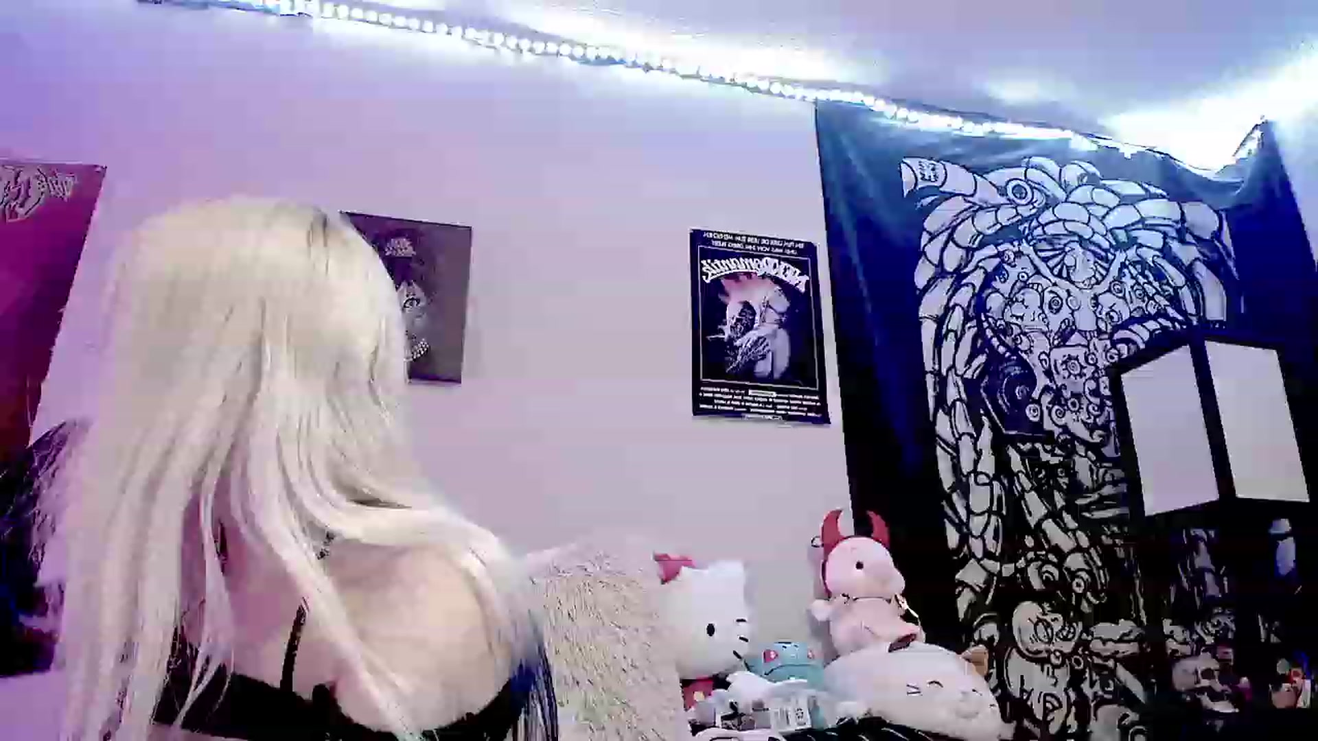 Gallery image thumbnail from BloodAngel_'s myfreecams stream on, 10/19/2023, 10:07 image 14 of 20