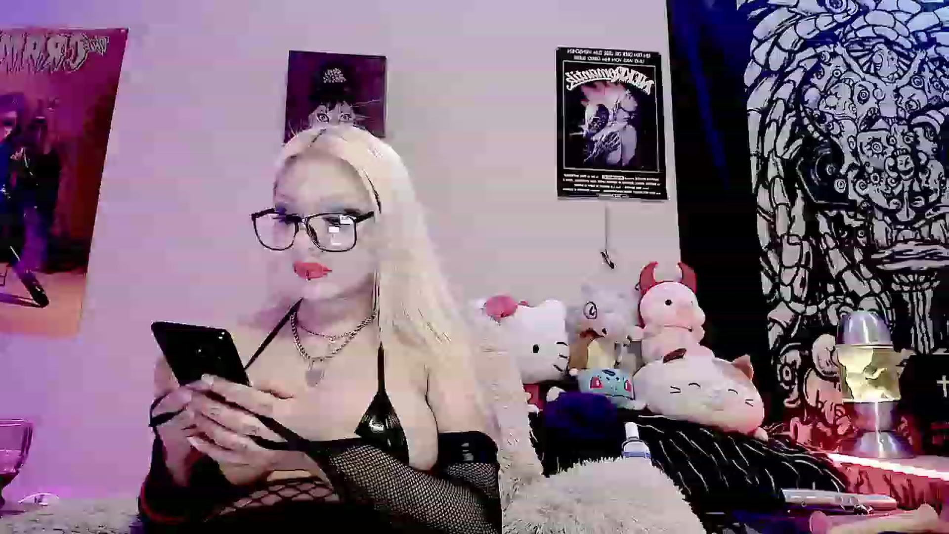 Gallery image thumbnail from BloodAngel_'s myfreecams stream on, 11/10/2023, 16:26 image 14 of 20