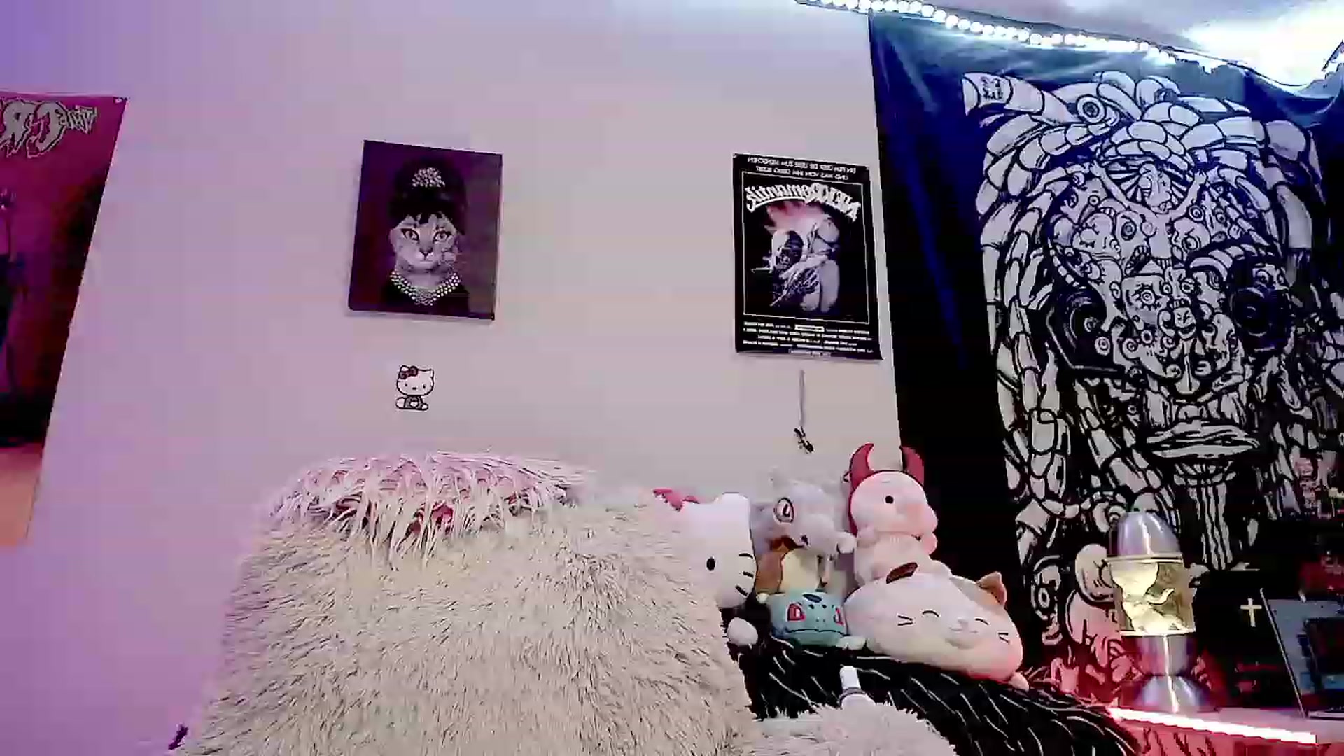 Gallery image thumbnail from BloodAngel_'s myfreecams stream on, 11/10/2023, 18:37 image 12 of 20