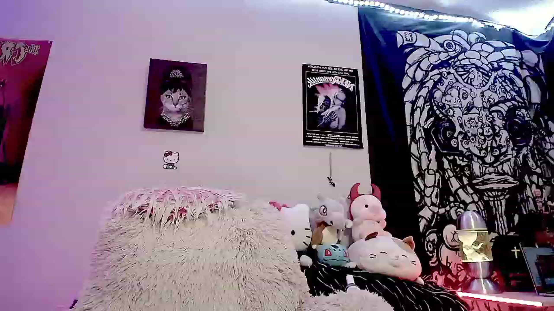 Gallery image thumbnail from BloodAngel_'s myfreecams stream on, 11/10/2023, 18:37 image 15 of 20