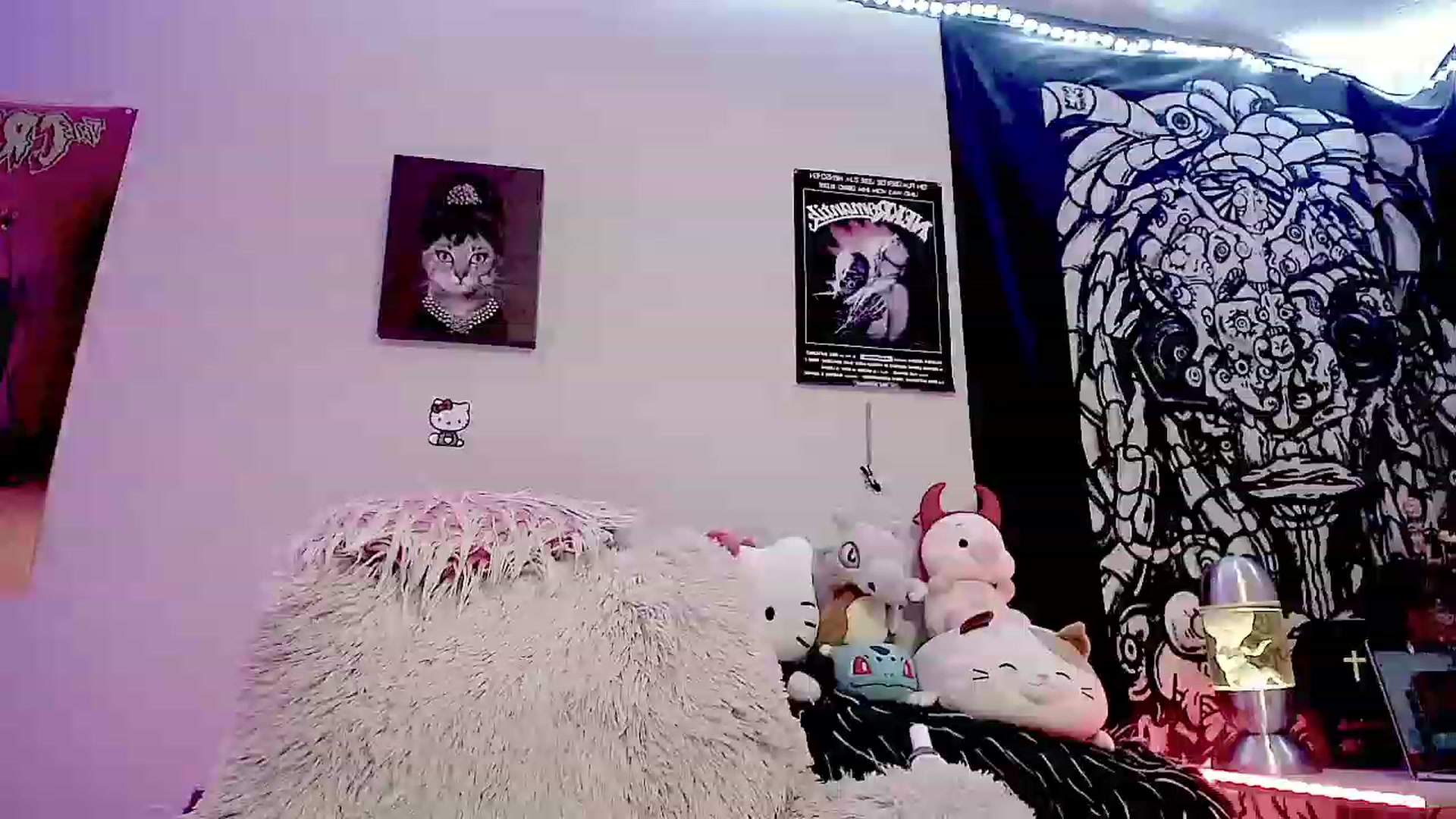 Gallery image thumbnail from BloodAngel_'s myfreecams stream on, 11/10/2023, 18:37 image 18 of 20