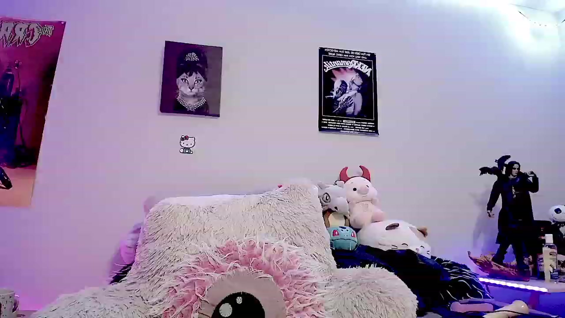 Gallery image thumbnail from BloodAngel_'s myfreecams stream on, 11/30/2023, 07:26 image 14 of 20