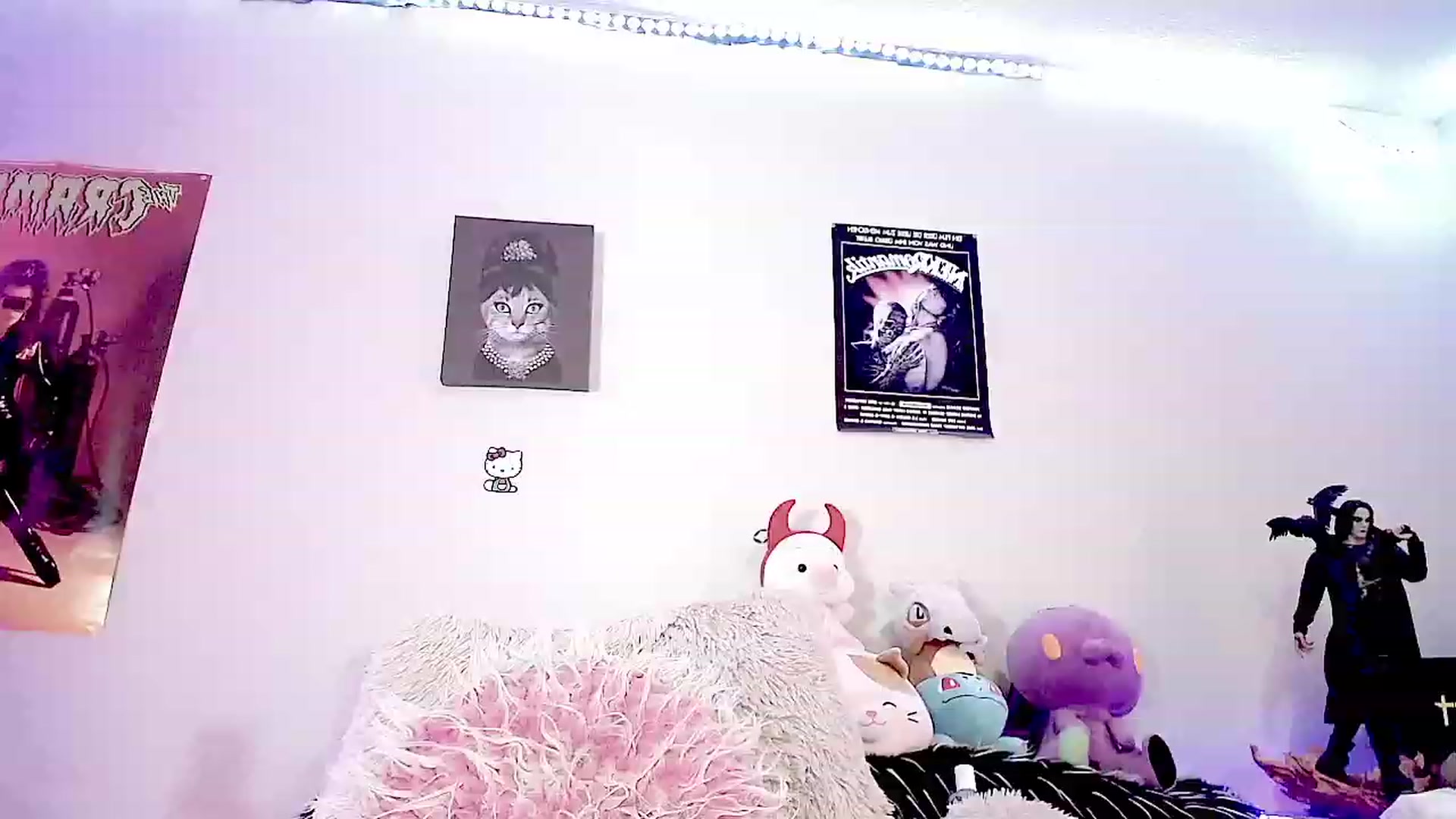 Gallery image thumbnail from BloodAngel_'s myfreecams stream on, 12/07/2023, 13:58 image 14 of 20