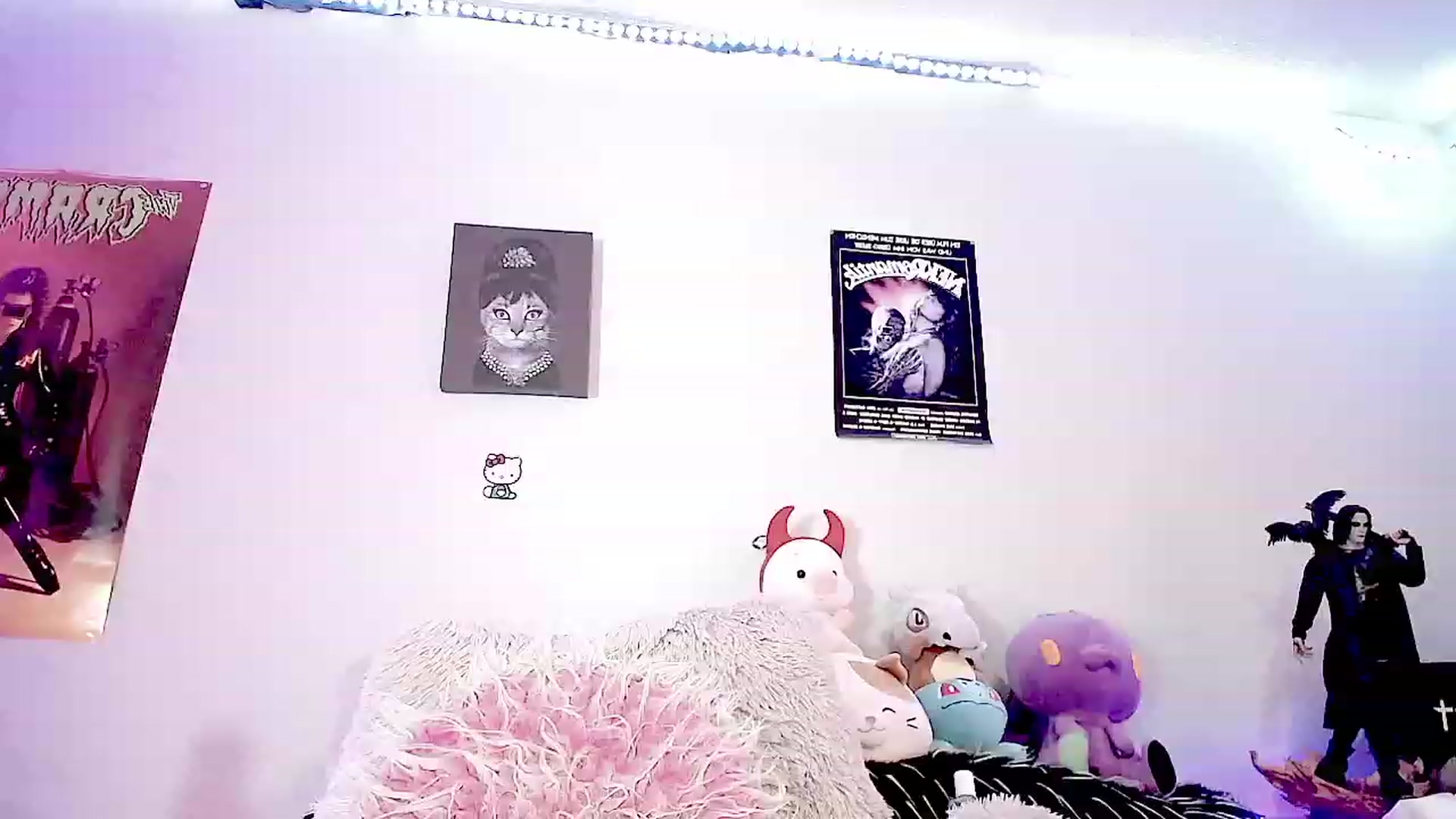 Gallery image thumbnail from BloodAngel_'s myfreecams stream on, 12/07/2023, 13:58 image 17 of 20