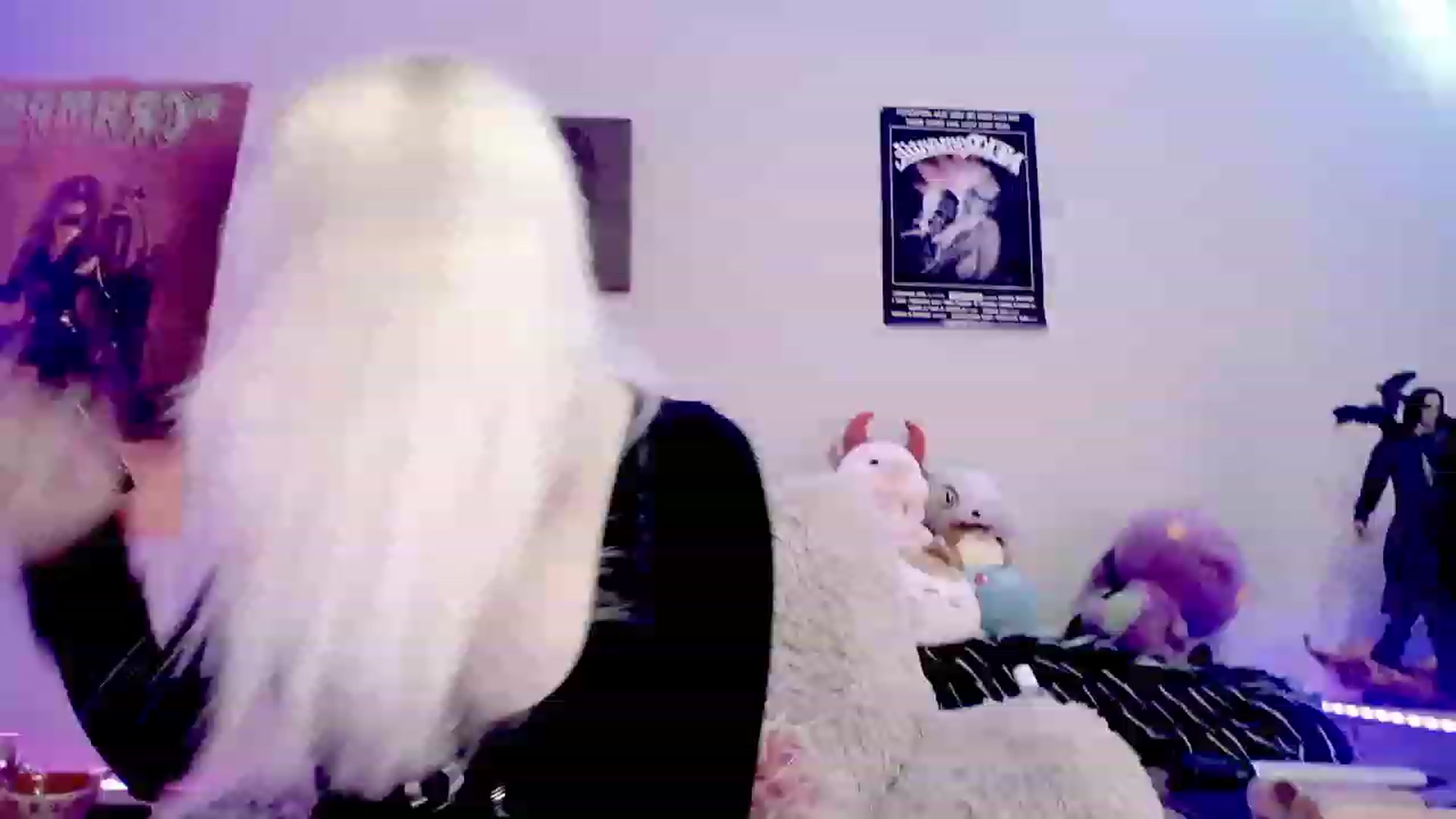 Gallery image thumbnail from BloodAngel_'s myfreecams stream on, 12/12/2023, 15:02 image 20 of 20