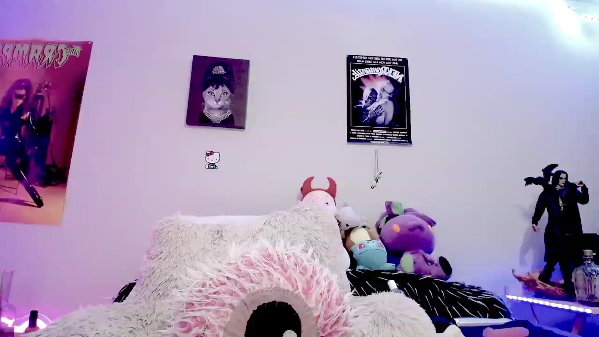 Gallery image thumbnail from BloodAngel_'s myfreecams stream on, 01/05/2024, 23:24 image 19 of 20