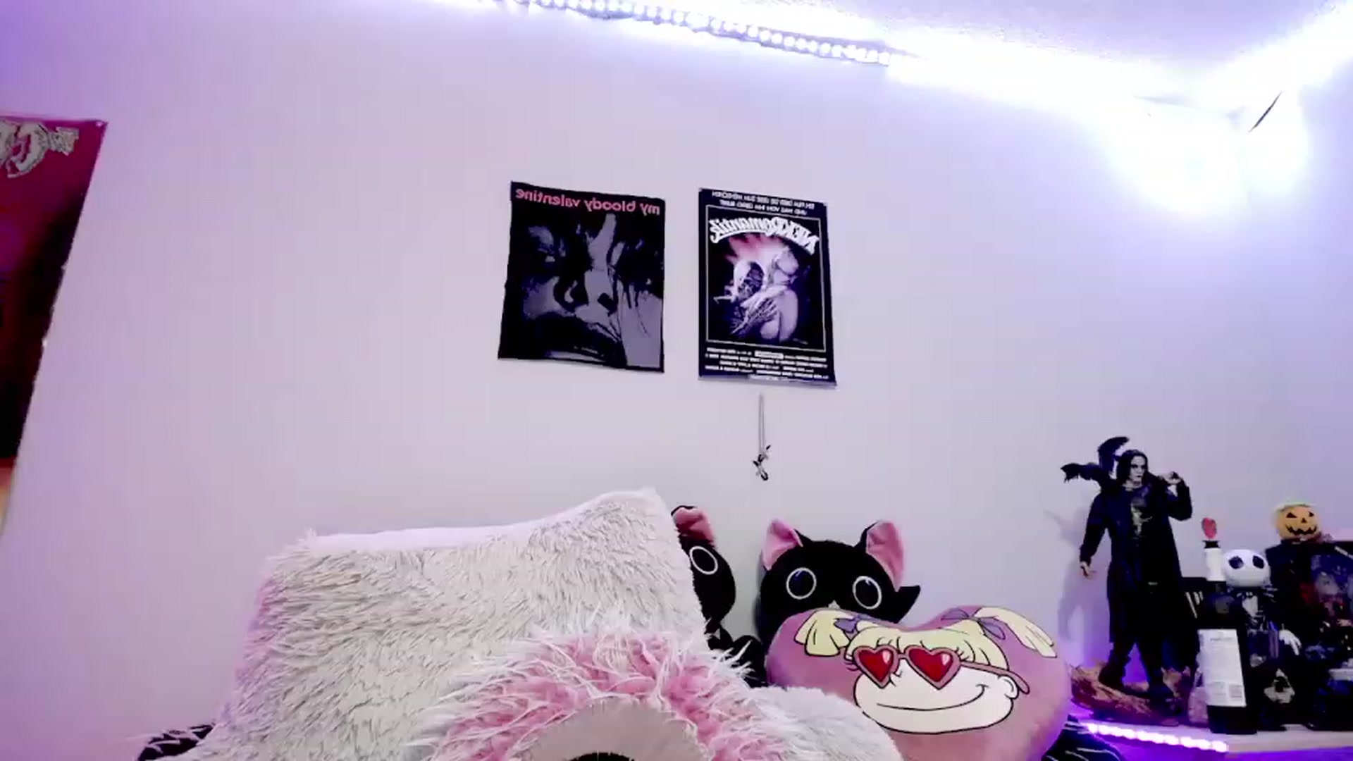 Gallery image thumbnail from BloodAngel_'s myfreecams stream on, 01/30/2024, 20:29 image 19 of 20