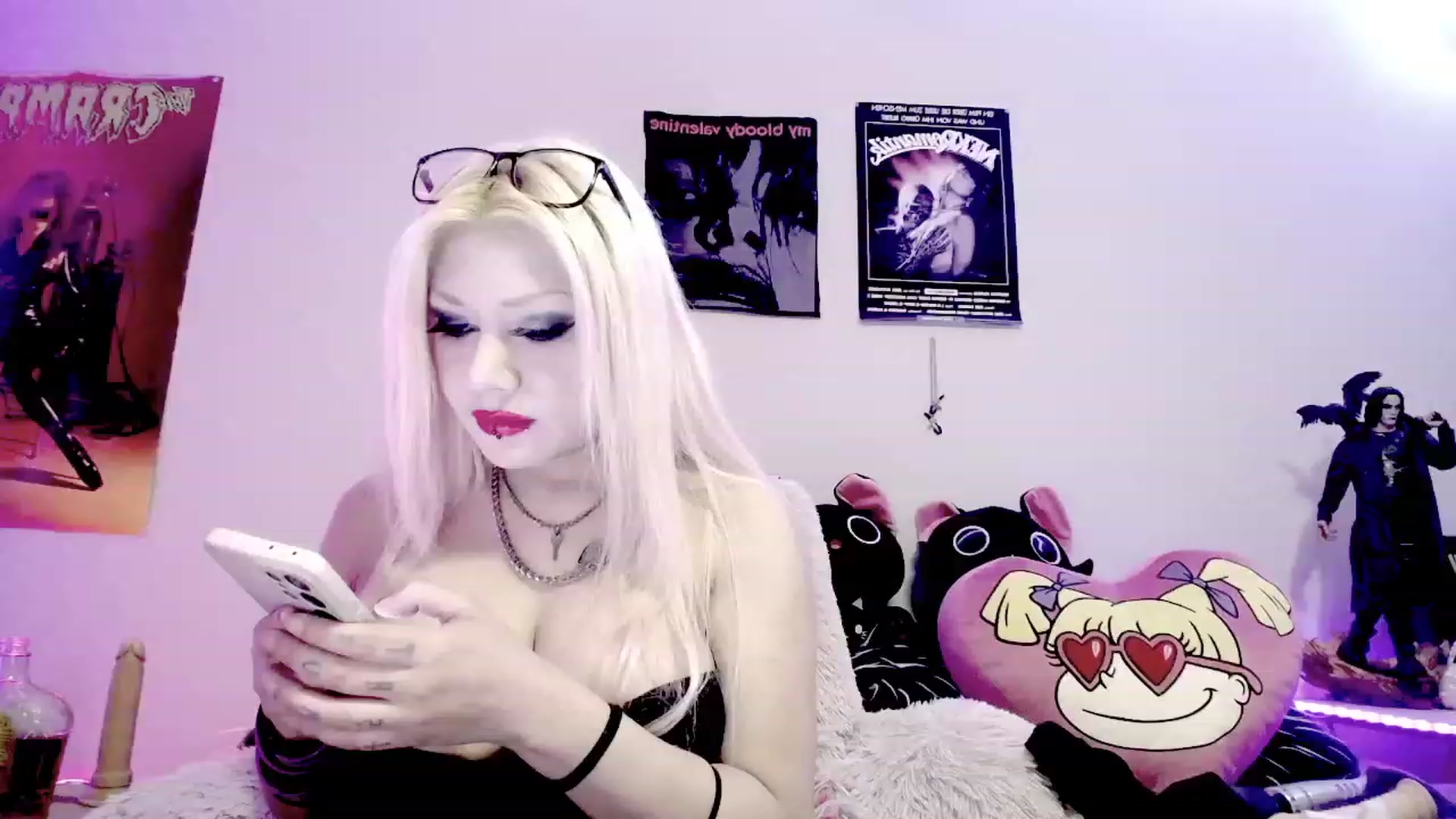 Gallery image thumbnail from BloodAngel_'s myfreecams stream on, 02/08/2024, 24:09 image 10 of 20
