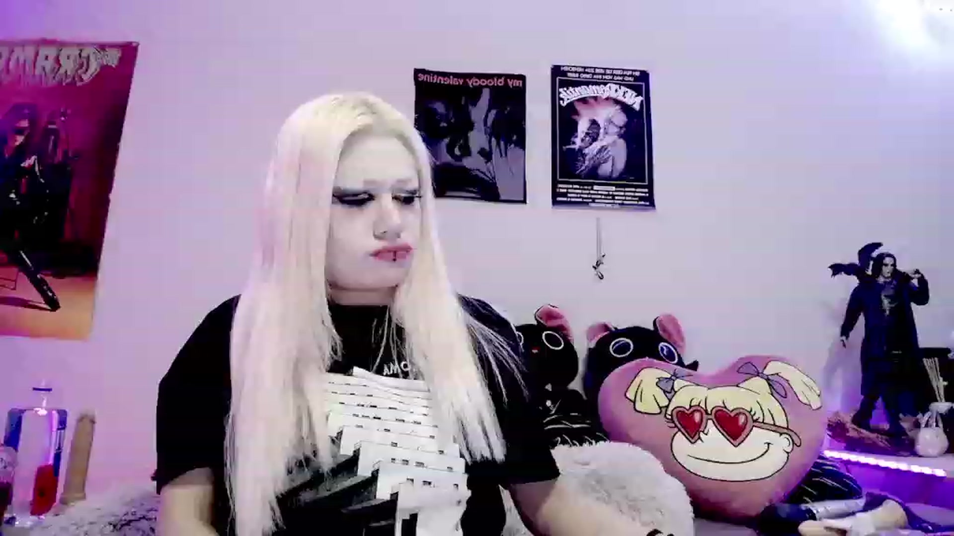 Gallery image thumbnail from BloodAngel_'s myfreecams stream on, 02/08/2024, 02:22 image 10 of 20