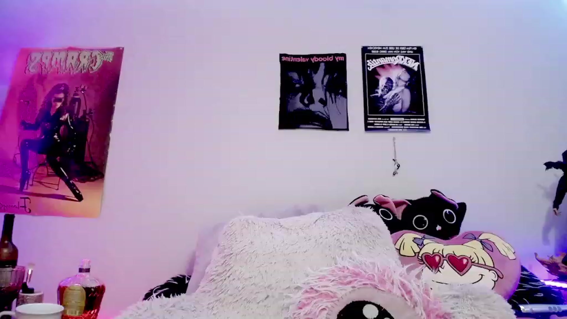 Gallery image thumbnail from BloodAngel_'s myfreecams stream on, 02/28/2024, 04:08 image 18 of 20
