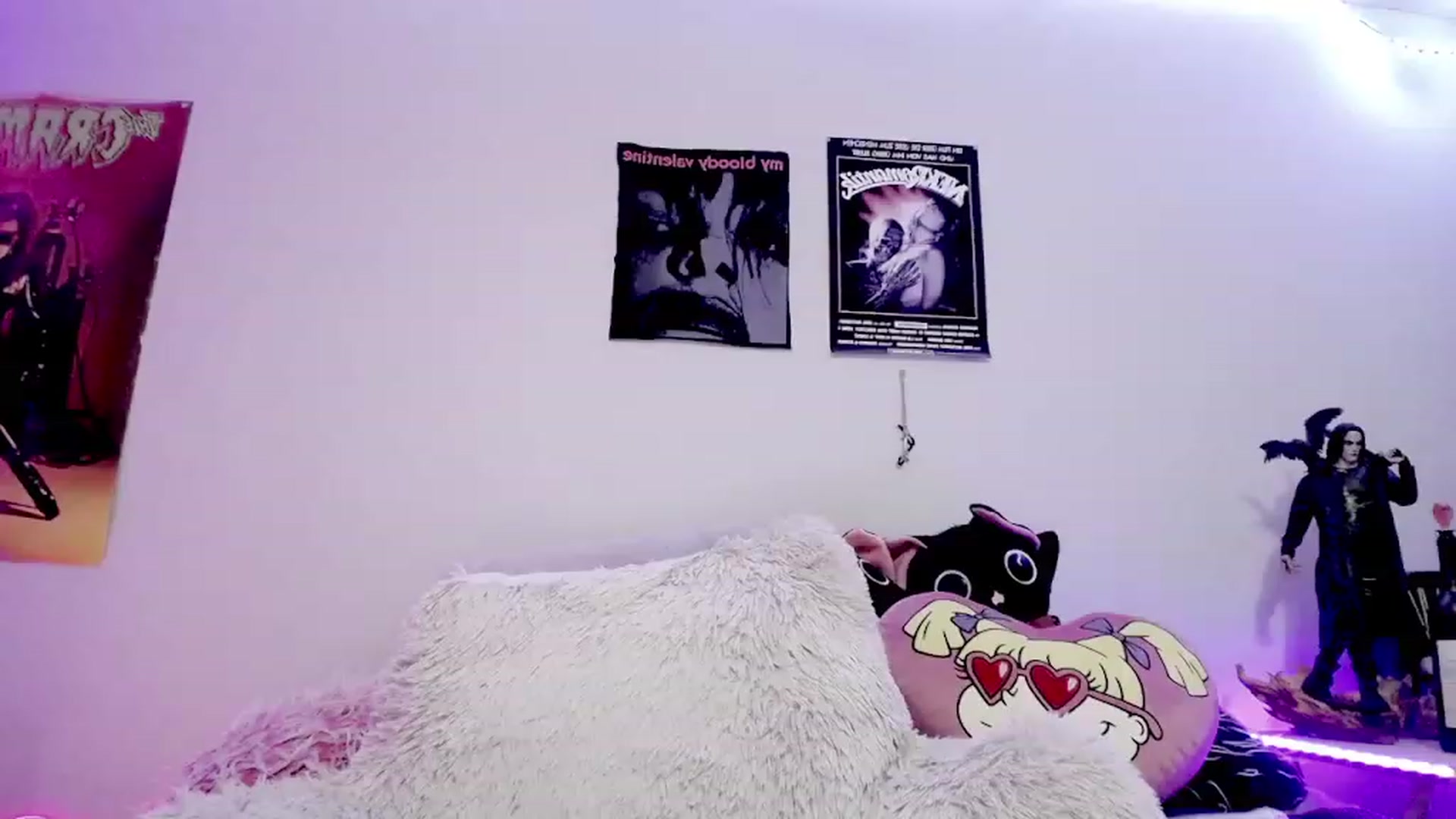 Gallery image thumbnail from BloodAngel_'s myfreecams stream on, 02/28/2024, 09:15 image 2 of 20