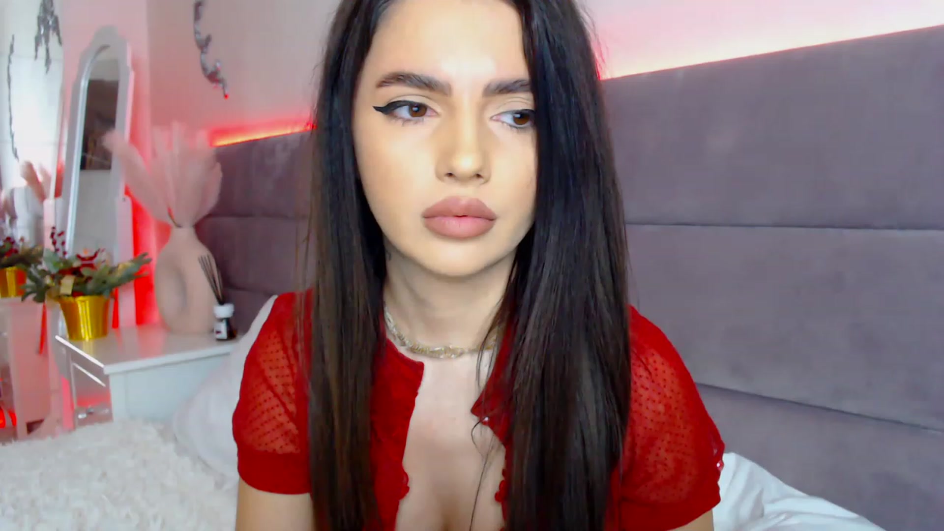 Gallery image thumbnail from BloodElf_Lu's myfreecams stream on, 12/23/2022, 03:30 image 20 of 20